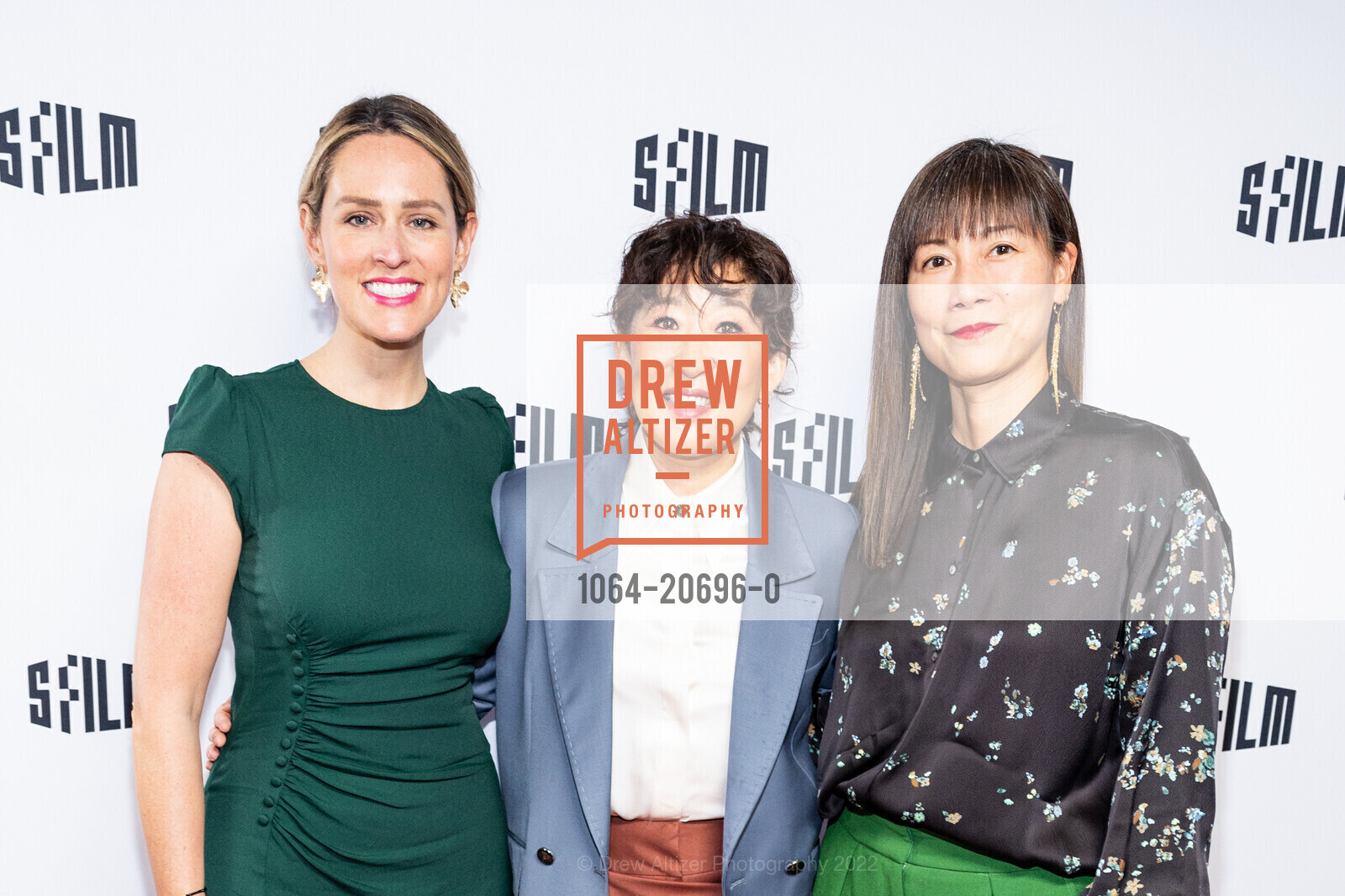 Jessica Fairbanks, Sandra Oh, Anne Lai, SFFILM Festival Red Carpet Arrivals for Michelle Yeoh in conversation with Sandra Oh, Spark Arts, April 29th, 2022, Photo #1064-20696-0 Jessica Fairbanks, Sandra Oh, Anne Lai, Photo #1064-20696-0