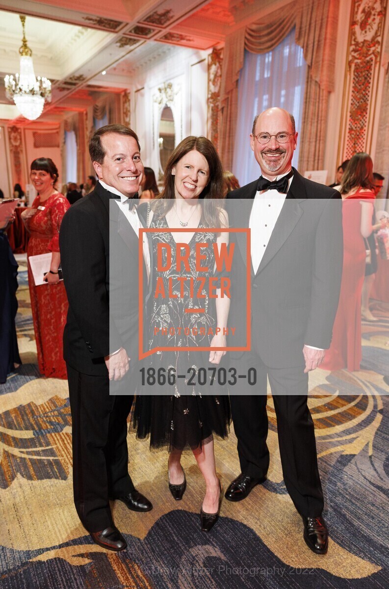 Jamie Iannone, Elsbeth Iannone, Randy Shoup, The HEART BALL Benefiting The American Heart Association, Palace Hotel. 2 New Montgomery St, May 7th, 2022, Photo #1866-20703-0 Jamie Iannone, Elsbeth Iannone, Randy Shoup, Photo #1866-20703-0