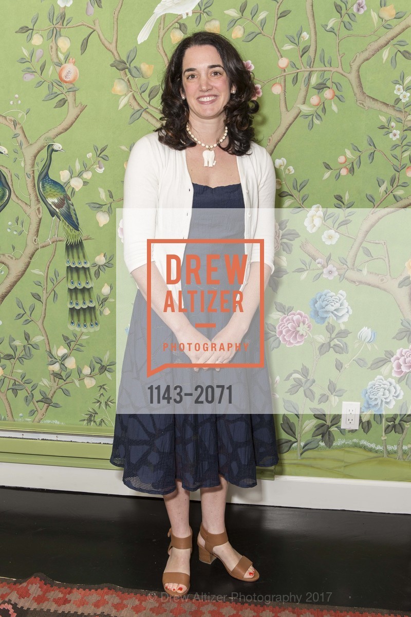 Lisa Lindenbaum, De Gournay Tea with Jonathan Rachman + Chairish, de Gournay. 3681A Sacramento St. San Francisco, California 94118, April 26th, 2017, Photo #1143-2071 Lisa Lindenbaum, Photo #1143-2071