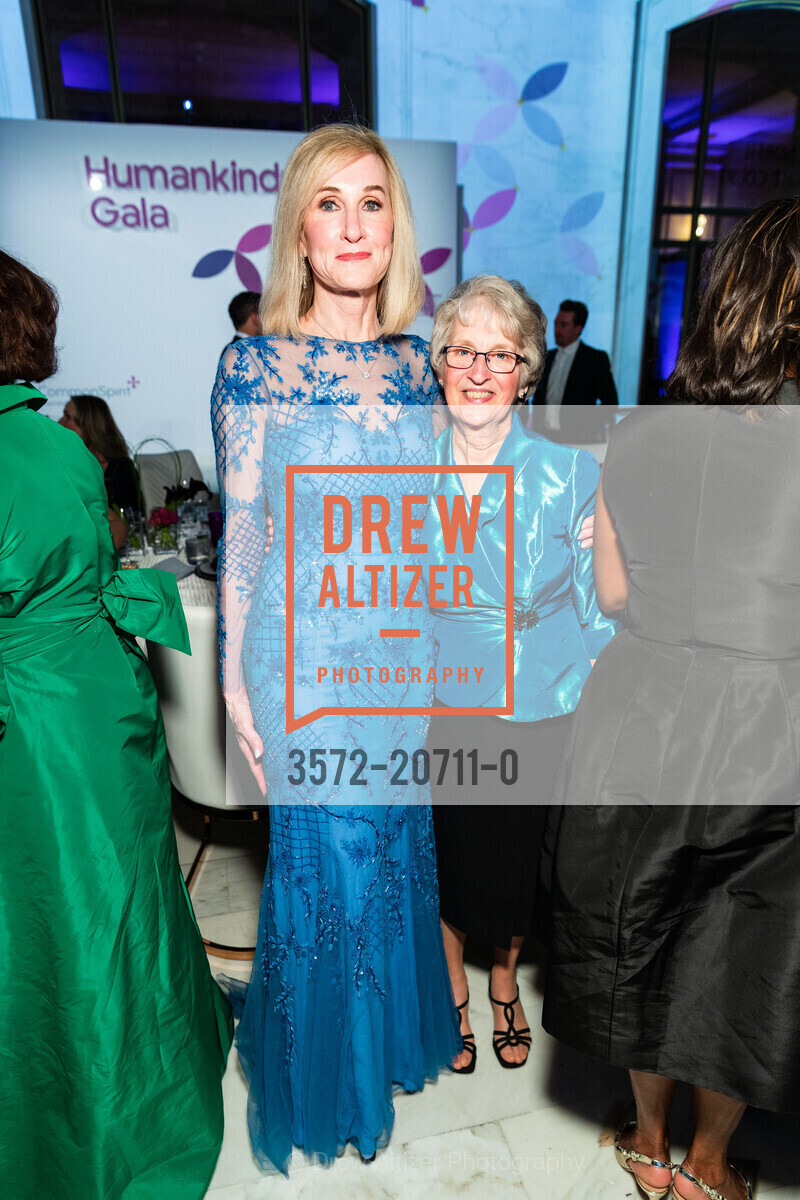 Suzanne Dean, Sr. Barbara Hagedorn, Humankindness Gala, SF City Hall. 1 Dr Carlton B Goodlett Pl, Photo #3572-20711-0 Suzanne Dean, Sr. Barbara Hagedorn, Photo #3572-20711-0