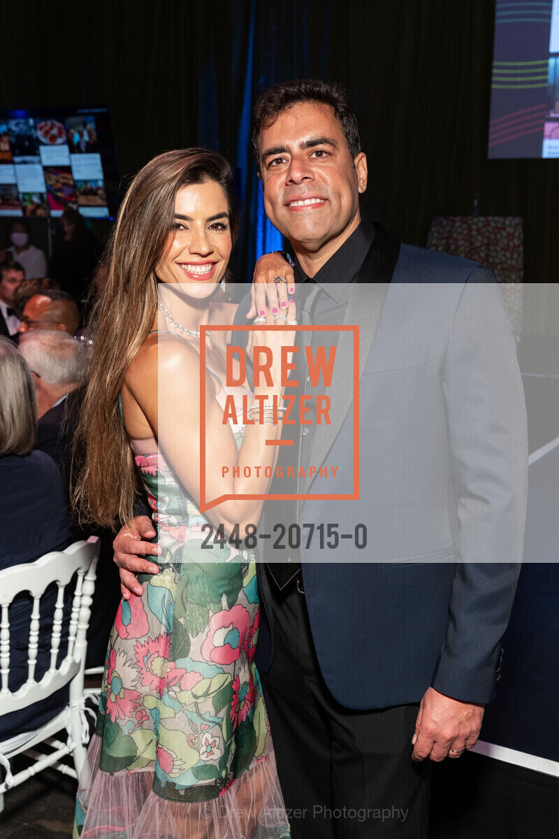 Pantea Grover, Vishal Grover, Star Chefs and Vintners Gala 2022 Meals on Wheels San Francisco, Fort Mason Festival Pavillion, Photo #2448-20715-0 Pantea Grover, Vishal Grover, Photo #2448-20715-0