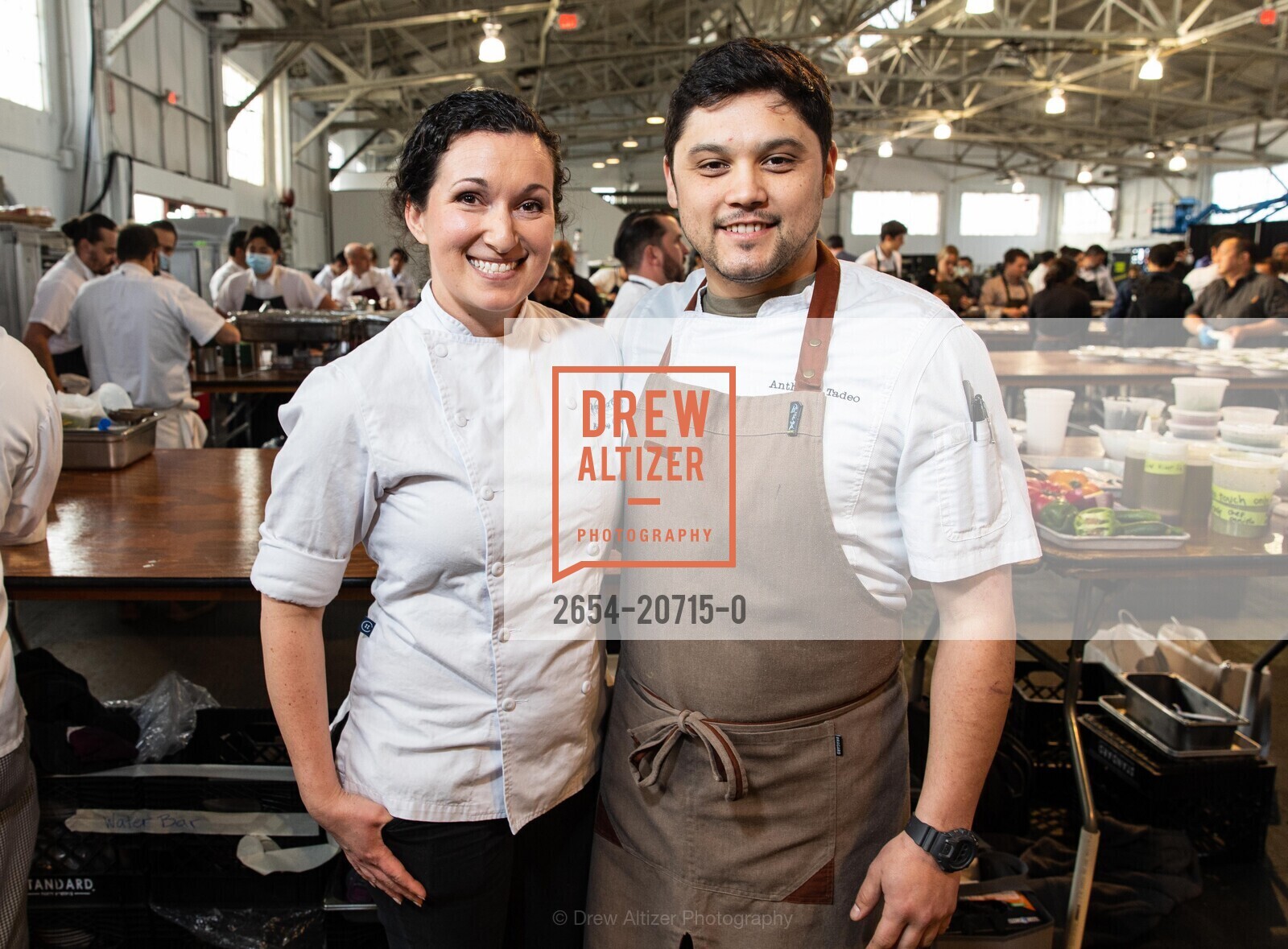 Brittany Greenbaum, Anthony Tadeo, Star Chefs and Vintners Gala 2022 Meals on Wheels San Francisco, Fort Mason Festival Pavillion, Photo #2654-20715-0 Brittany Greenbaum, Anthony Tadeo, Photo #2654-20715-0