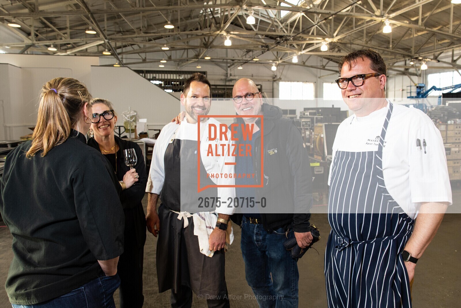 Lori Baker, Holly Rhodes, Laurence Jossel, Steffan Terje, Aaron Toensing, Star Chefs and Vintners Gala 2022 Meals on Wheels San Francisco, Fort Mason Festival Pavillion, Photo #2675-20715-0 Lori Baker, Holly Rhodes, Laurence Jossel, Steffan Terje, Aaron Toensing, Photo #2675-20715-0