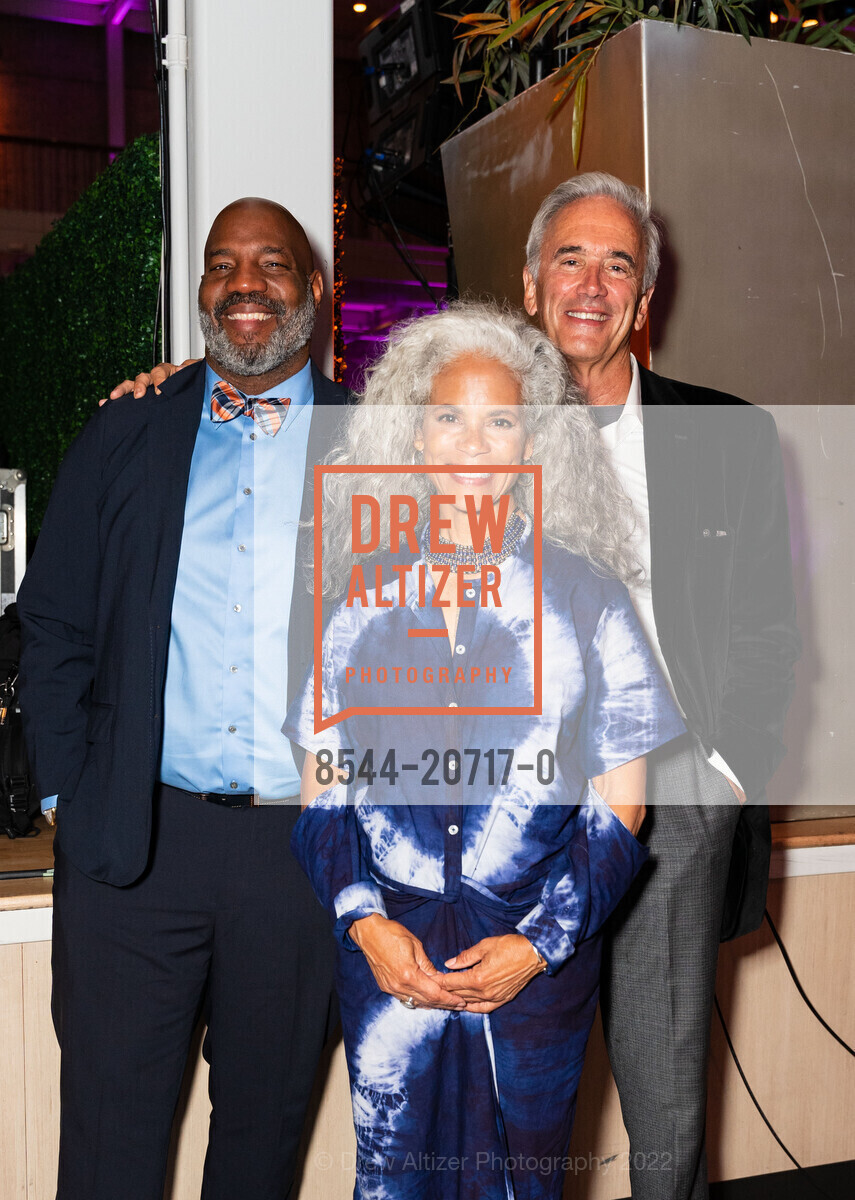 Jelani Cobb, Dana King, Michael Rugen, Friends of the Children - SF Bay Area, San Francisco Design Center. 101 Henry Adams S, May 12th, 2022, Photo #8544-20717-0 Jelani Cobb, Dana King, Michael Rugen, Photo #8544-20717-0