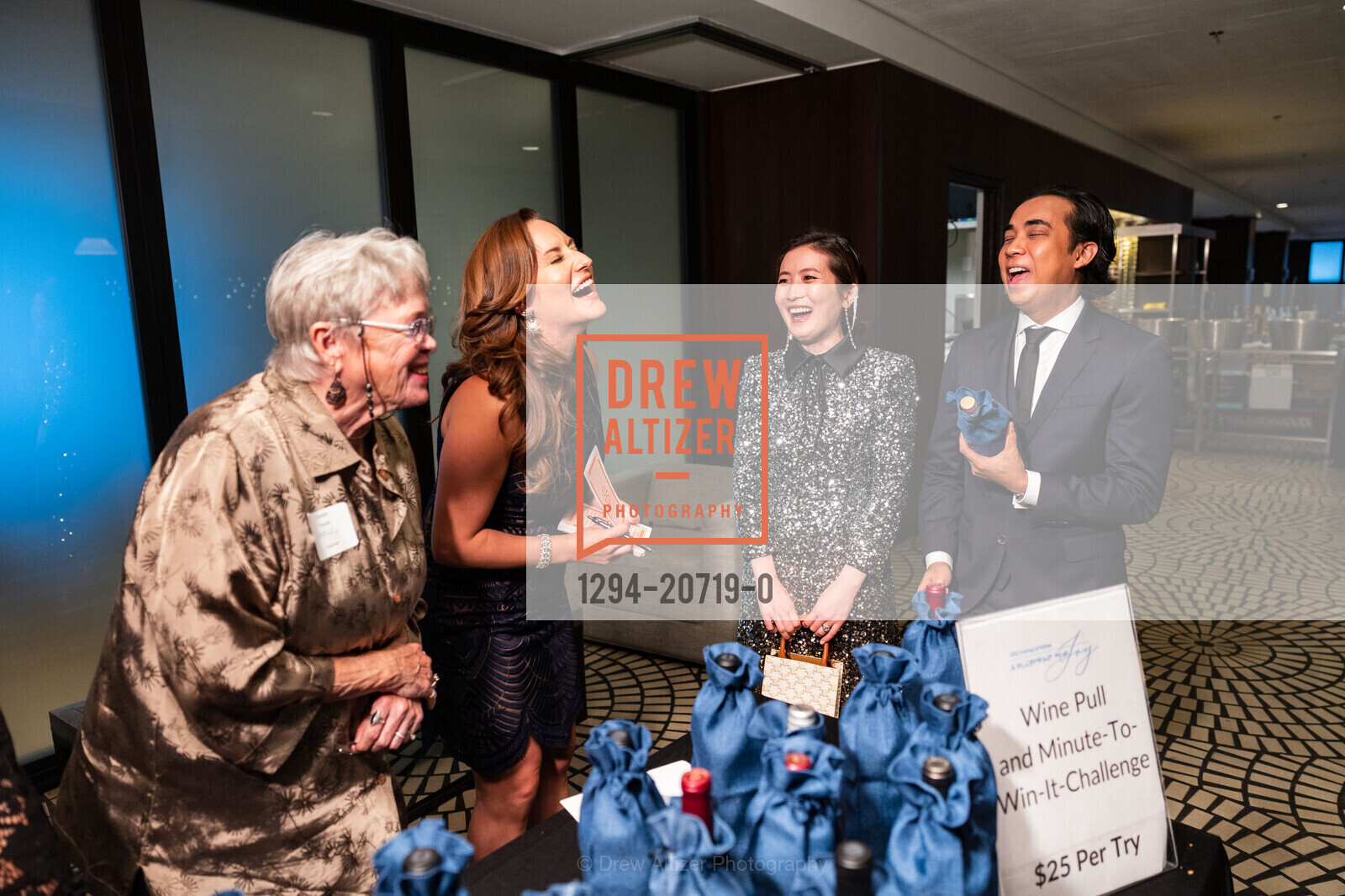 Saemee Youn, Michael Hembrador, Make-A-Wish Annual Gala, Hyatt Regency San Francisco. 5 Embarcadero Ctr, Photo #1294-20719-0 Saemee Youn, Michael Hembrador, Photo #1294-20719-0