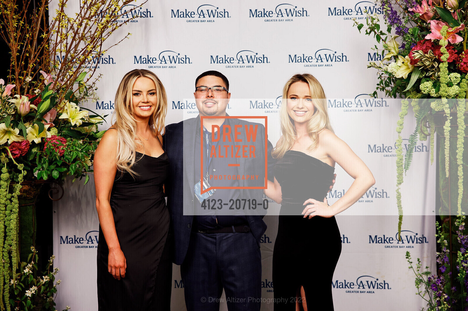 Alyssa Scofield, Chris Ramirez, Elizabeth Bertolino, Make-A-Wish Annual Gala, Hyatt Regency San Francisco. 5 Embarcadero Ctr, May 13th, 2022, Photo #4123-20719-0 Alyssa Scofield, Chris Ramirez, Elizabeth Bertolino, Photo #4123-20719-0