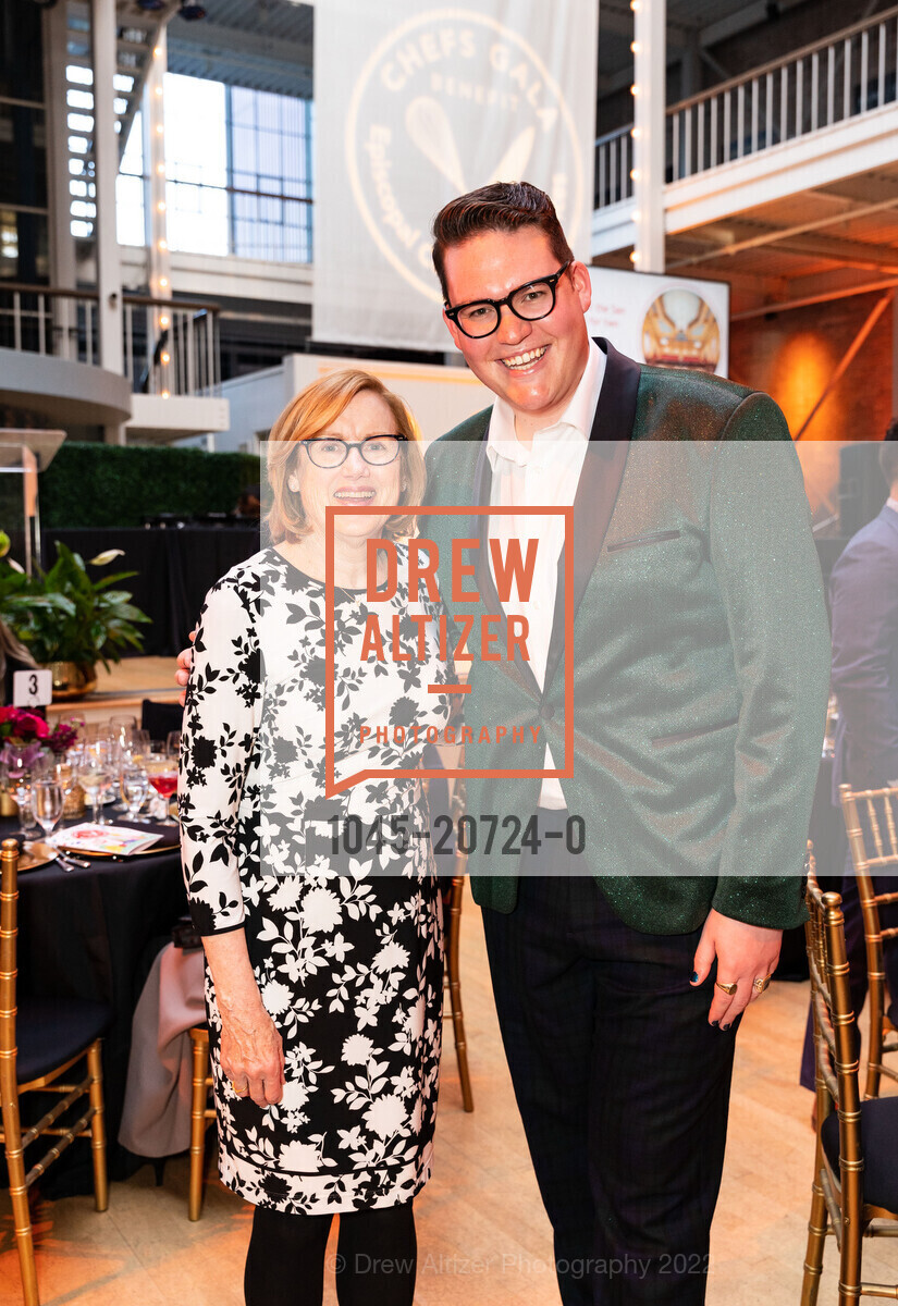 Barbara Dedo, Michael Caraher, Episcopal Community Services hosts The CHEFS Gala, San Francisco Design Center Galleria. 101 Henry Adams St, May 15th, 2022, Photo #1045-20724-0 Barbara Dedo, Michael Caraher, Photo #1045-20724-0
