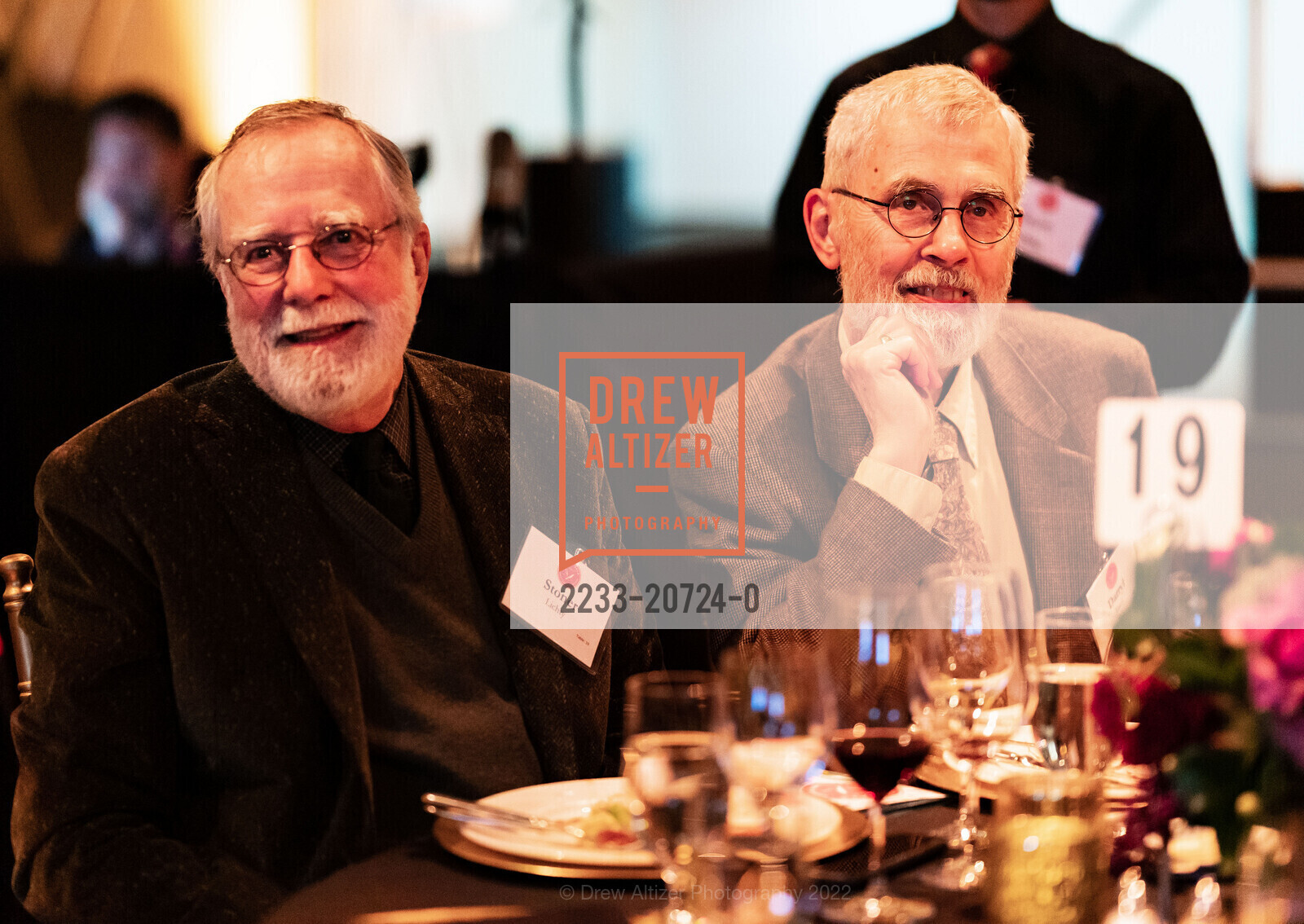 Stoner Lichty, Episcopal Community Services hosts The CHEFS Gala, San Francisco Design Center Galleria. 101 Henry Adams St, May 15th, 2022, Photo #2233-20724-0 Stoner Lichty, Photo #2233-20724-0