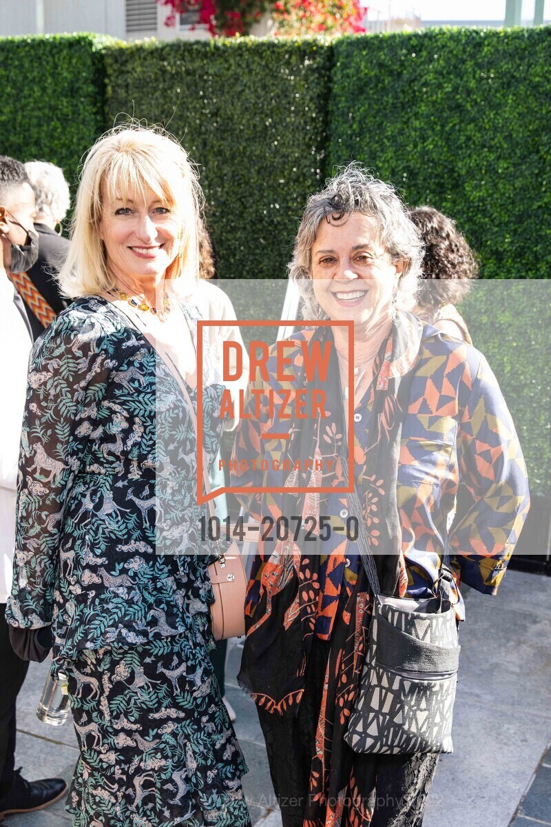 Raquel Valdaki, Kelly Lawton, LINES Ballet Gala 2022, 700 Howard Street, May 14th, 2022, Photo #1014-20725-0 Raquel Valdaki, Kelly Lawton, Photo #1014-20725-0