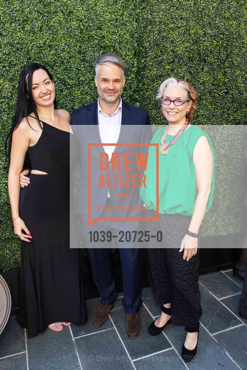 Alexandra Milet, Magnus Schevene, Julie Armistead, Photo #1039-20725-0
