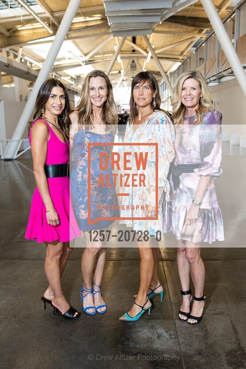 Liza Cannata, Serena Perkins, Emily Peters Johnson, Alyssa Warnock, California College of the Arts Gala, California College of the Arts. 1111 8th St, Photo #1257-20728-0 Liza Cannata, Serena Perkins, Emily Peters Johnson, Alyssa Warnock, Photo #1257-20728-0