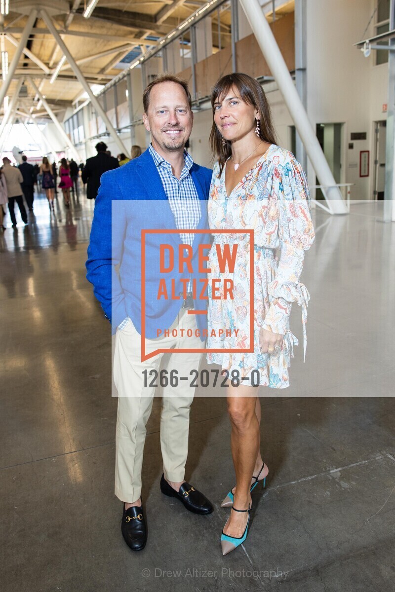 Brad DeFoor, Emily Peters Johnson, California College of the Arts Gala, California College of the Arts. 1111 8th St, Photo #1266-20728-0 Brad DeFoor, Emily Peters Johnson, Photo #1266-20728-0