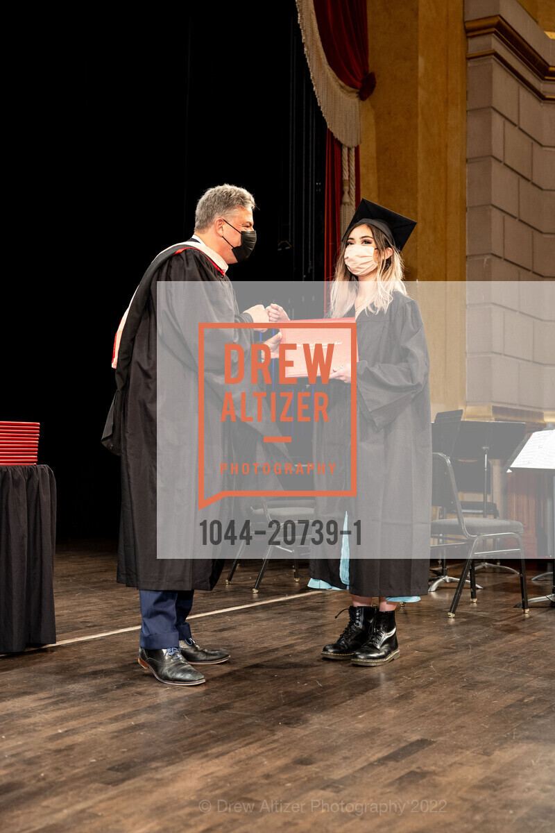 David Stull, San Francisco Conservatory of Music Graduation 2022!, War Memorial, Herbst Theater. 401 Van Ness Avenue, May 21st, 2022, Photo #1044-20739-1 David Stull, Photo #1044-20739-1