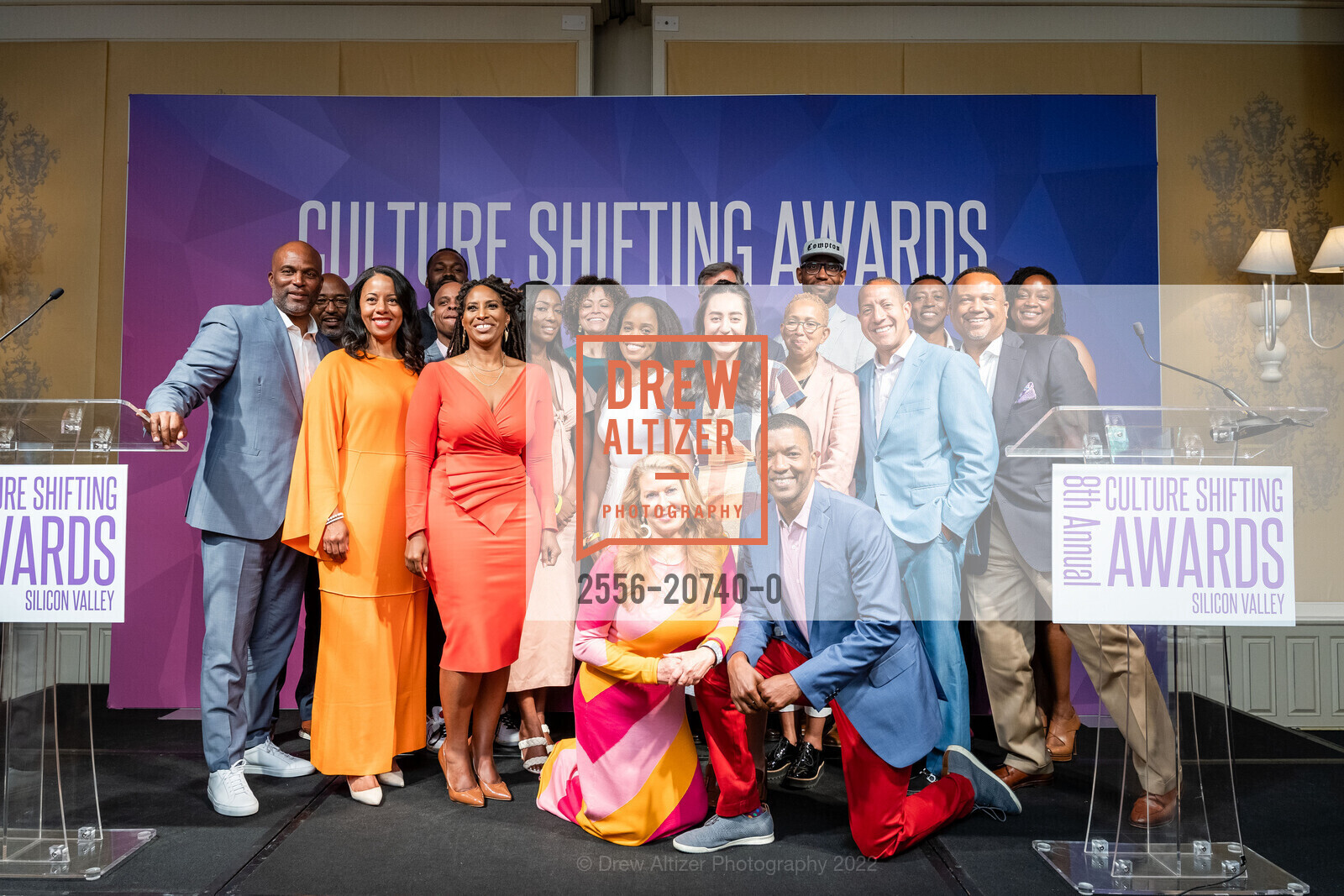 Chris Spencer, Anita Lynch, Jotaka Eaddy, Aisha Bowe, Scott Sandell, Andrea Hoffman, Valeria De Haro, Denmark West, Ivor Horn, Anthony D. Mays, Fred Rojo, Tim Muindi, Joe Hurd, Culture Shifting Awards 2022, Rosewood Sand Hill. 2825 Sand Hill Rd, Menlo Park, CA 94025, May 22nd, 2022, Photo #2556-20740-0 Chris Spencer, Anita Lynch, Jotaka Eaddy, Aisha Bowe, Scott Sandell, Andrea Hoffman, Valeria De Haro, Denmark West, Ivor Horn, Anthony D. Mays, Fred Rojo, Tim Muindi, Joe Hurd, Photo #2556-20740-0