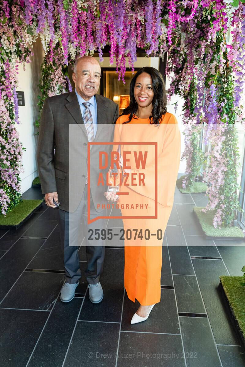 John Lynch, Anita Lynch, Culture Shifting Awards 2022, Rosewood Sand Hill. 2825 Sand Hill Rd, Menlo Park, CA 94025, May 22nd, 2022, Photo #2595-20740-0 John Lynch, Anita Lynch, Photo #2595-20740-0