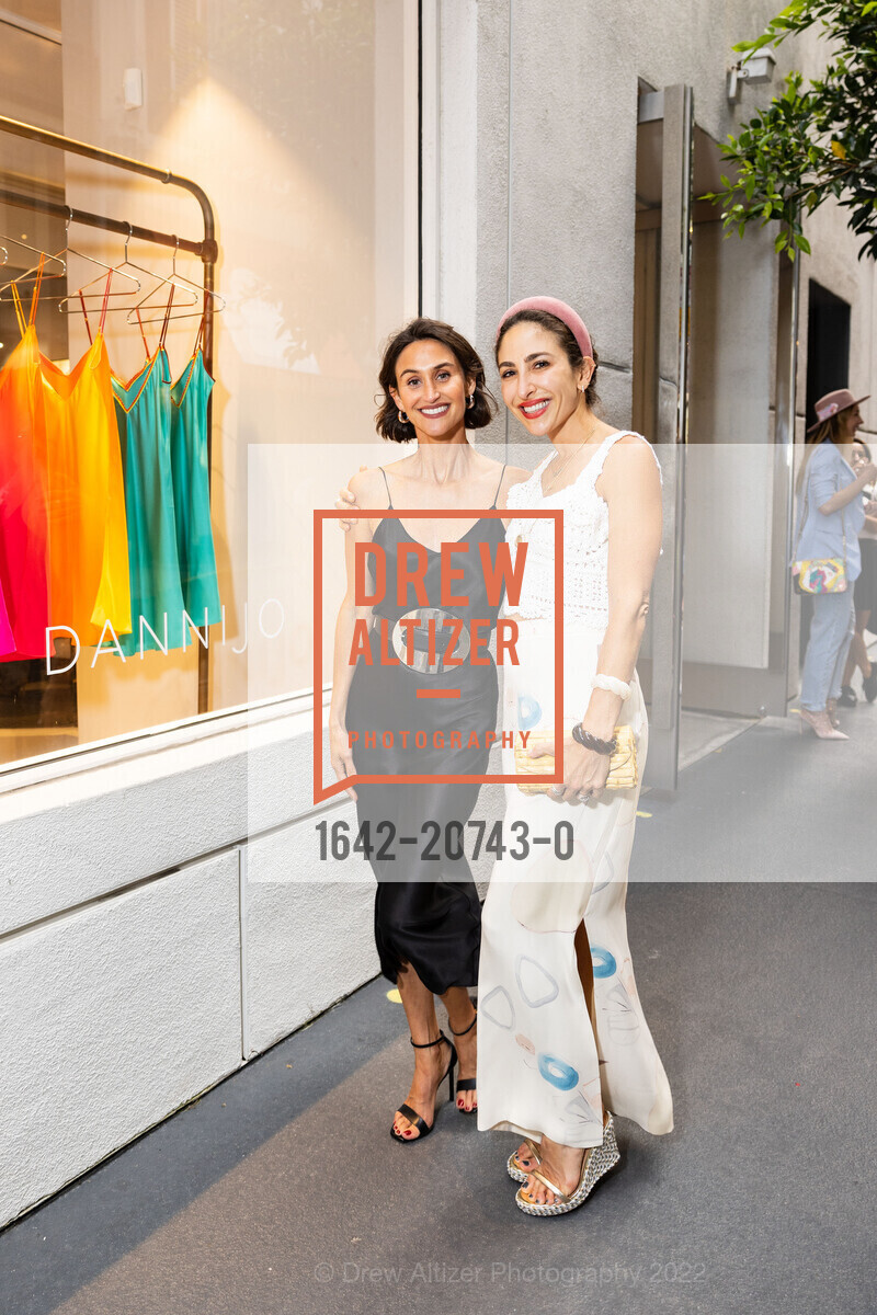 Danielle Snyder Shorenstein, Hilary Baer Hogan, Blake Charles Salon/Dannijo Pop Up, Blake Charles Salon, 77 Maiden Ln. Blake Charles Salon, 77 Maiden Ln, May 25th, 2022, Photo #1642-20743-0 Danielle Snyder Shorenstein, Hilary Baer Hogan, Photo #1642-20743-0