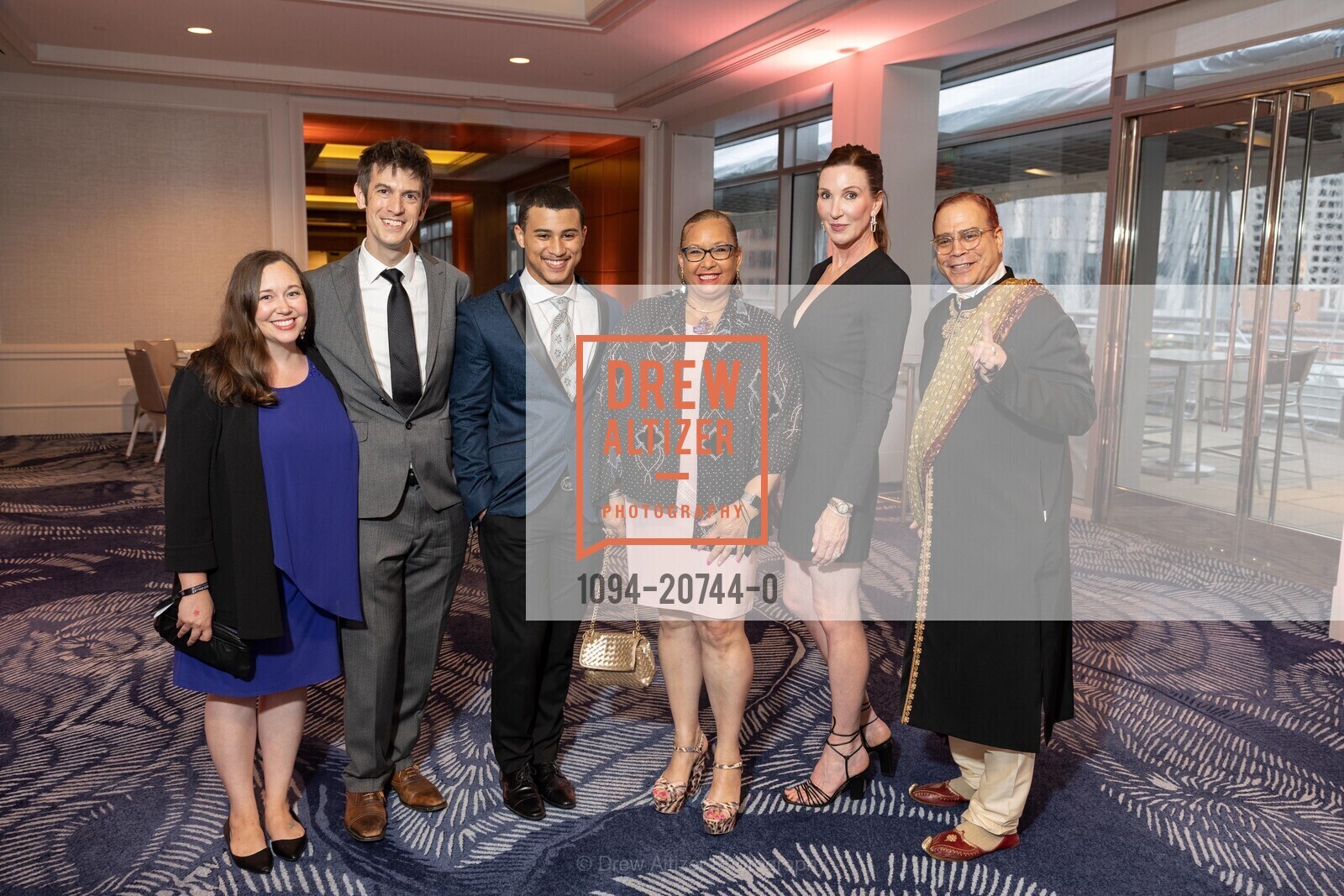 Elyse Willis, Christopher Willis, Richard Watson, Carolyn Watson, Danielle St.Germain, Dr. Geoffrey Watson, Photo #1094-20744-0
