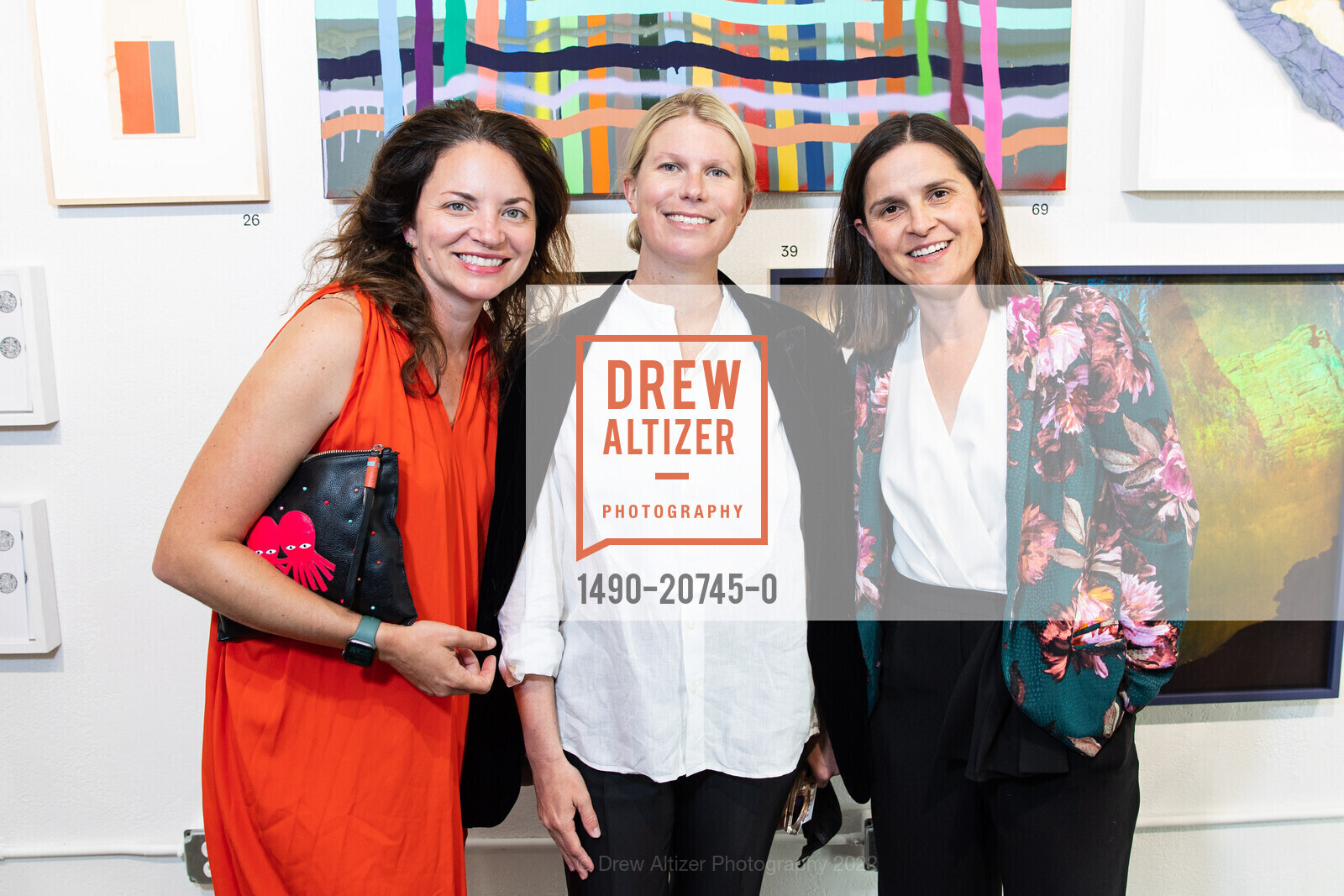 Sarah Wendell, Erin Wilson, Sarah Thornton, Headlands Center for the Arts 15th Annual Benefit Art Auction, Fort Mason Center for Arts & Culture. 2 Marina Blvd, May 31st, 2022, Photo #1490-20745-0 Sarah Wendell, Erin Wilson, Sarah Thornton, Photo #1490-20745-0