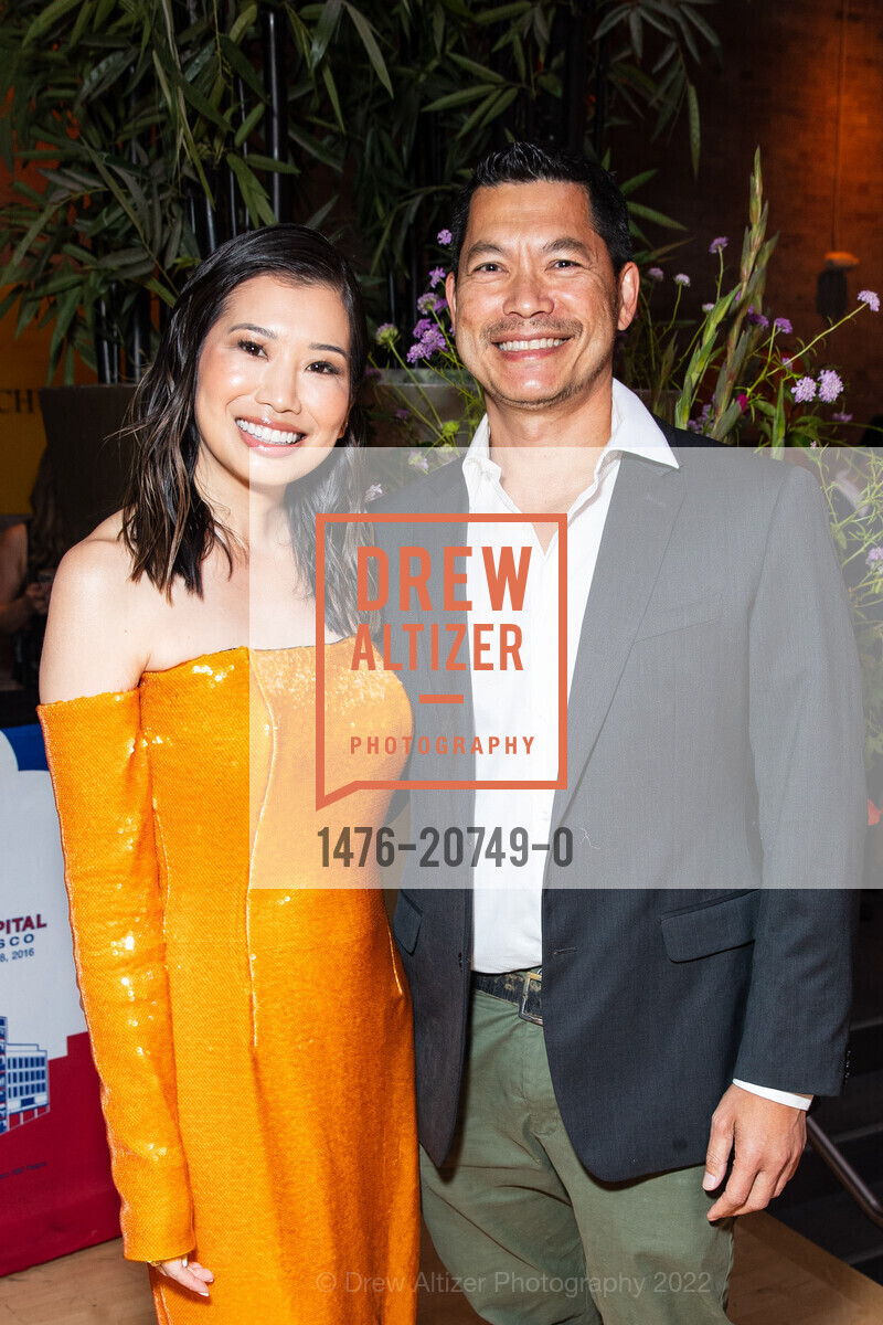 Betty Yu, Peter Chin-Hong, Chinese Hospital 123rd Anniversay Celebration, San Francisco Design Center Galleria. 101 Henry Adams St, June 2nd, 2022, Photo #1476-20749-0 Betty Yu, Peter Chin-Hong, Photo #1476-20749-0
