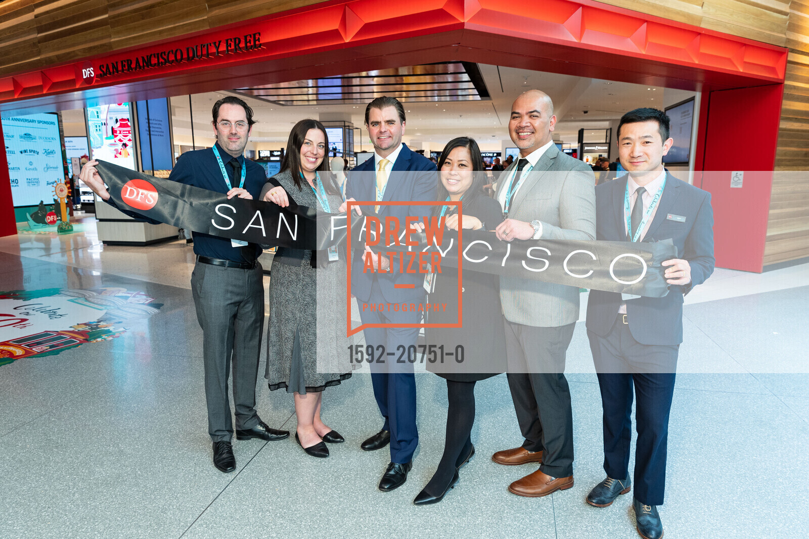 Jeff Enlow, Emma Sanders, Karl Sutcliffe, Wendy Lee, Keith Guerrero, Ricky Xu, Photo #1592-20751-0