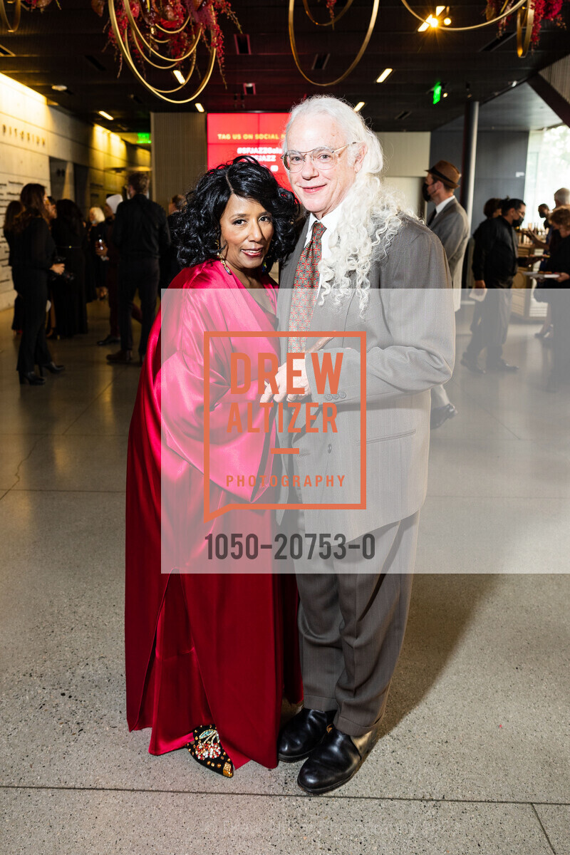 Patti Cathcart, Tuck Andress, SFJAZZ Gala Celebrating Wynton Marsalis, SFJAZZ Center. 201 Franklin Street, June 4th, 2022, Photo #1050-20753-0 Patti Cathcart, Tuck Andress, Photo #1050-20753-0