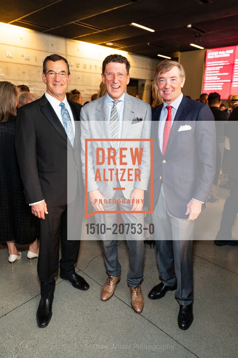 Greg Stern, Mike Mauzé, Ted Garner, SFJAZZ Gala Celebrating Wynton Marsalis, SFJAZZ Center. 201 Franklin Street, June 4th, 2022, Photo #1510-20753-0 Greg Stern, Mike Mauzé, Ted Garner, Photo #1510-20753-0
