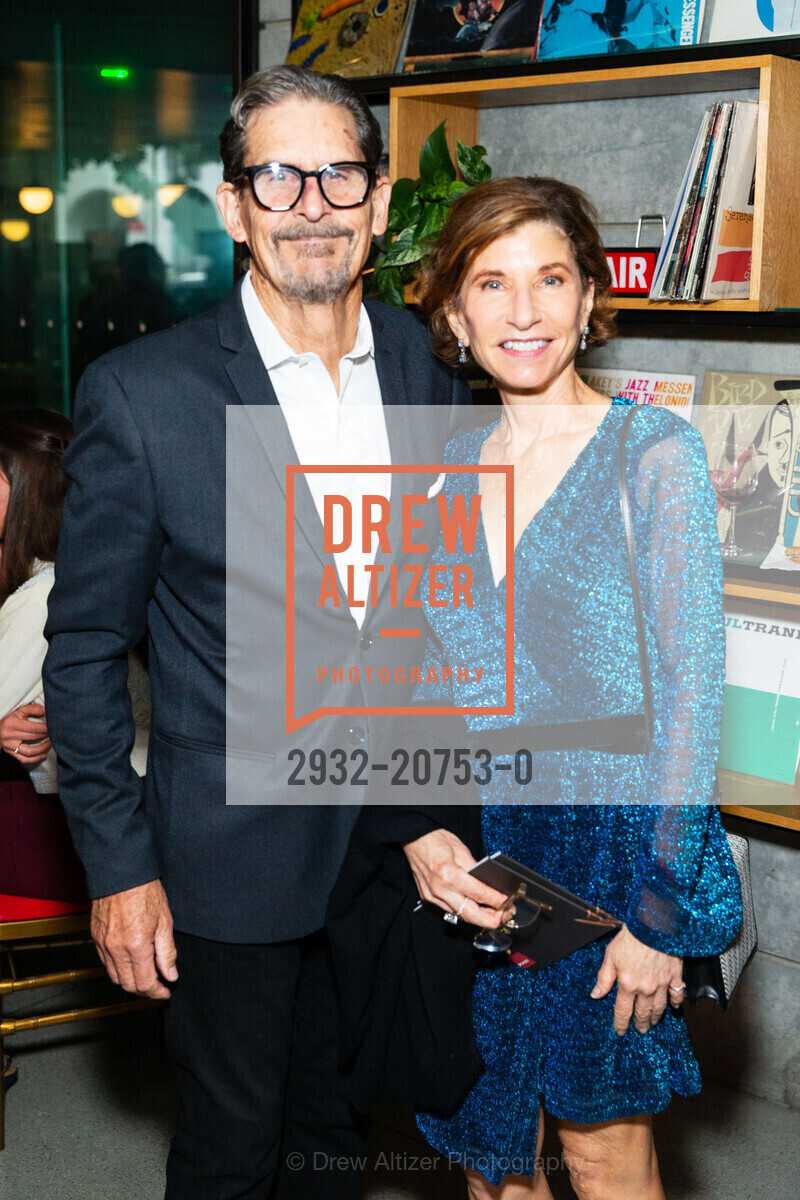 Gary Grellman, Catherine Phillips, SFJAZZ Gala Celebrating Wynton Marsalis, SFJAZZ Center. 201 Franklin Street, June 4th, 2022, Photo #2932-20753-0 Gary Grellman, Catherine Phillips, Photo #2932-20753-0