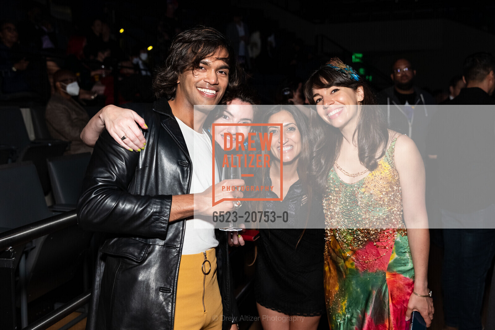 Arvi Sharma, Lulie Osher, Nina Rocco, Gayal Gupta, SFJAZZ Gala Celebrating Wynton Marsalis, SFJAZZ Center. 201 Franklin Street, June 4th, 2022, Photo #6523-20753-0 Arvi Sharma, Lulie Osher, Nina Rocco, Gayal Gupta, Photo #6523-20753-0