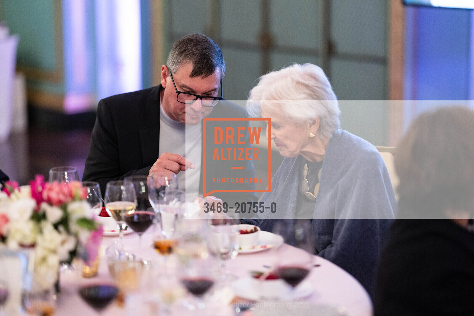 Robert Richards, Peggy Keon, Presidio Dance Theatre Spring Season Gala, San Francisco War Memorial & Performing Arts Center. 401 Van Ness Avenues, June 1st, 2022, Photo #3469-20755-0 Robert Richards, Peggy Keon, Photo #3469-20755-0
