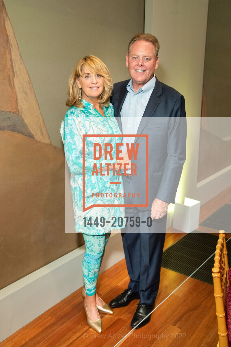Dawn Schaffer, Tom Schaffer, FAMSF Bouquets to Art Opening Night, de Young Museum. 50 Hagiwara Tea Garden Dr, June 6th, 2022, Photo #1449-20759-0 Dawn Schaffer, Tom Schaffer, Photo #1449-20759-0
