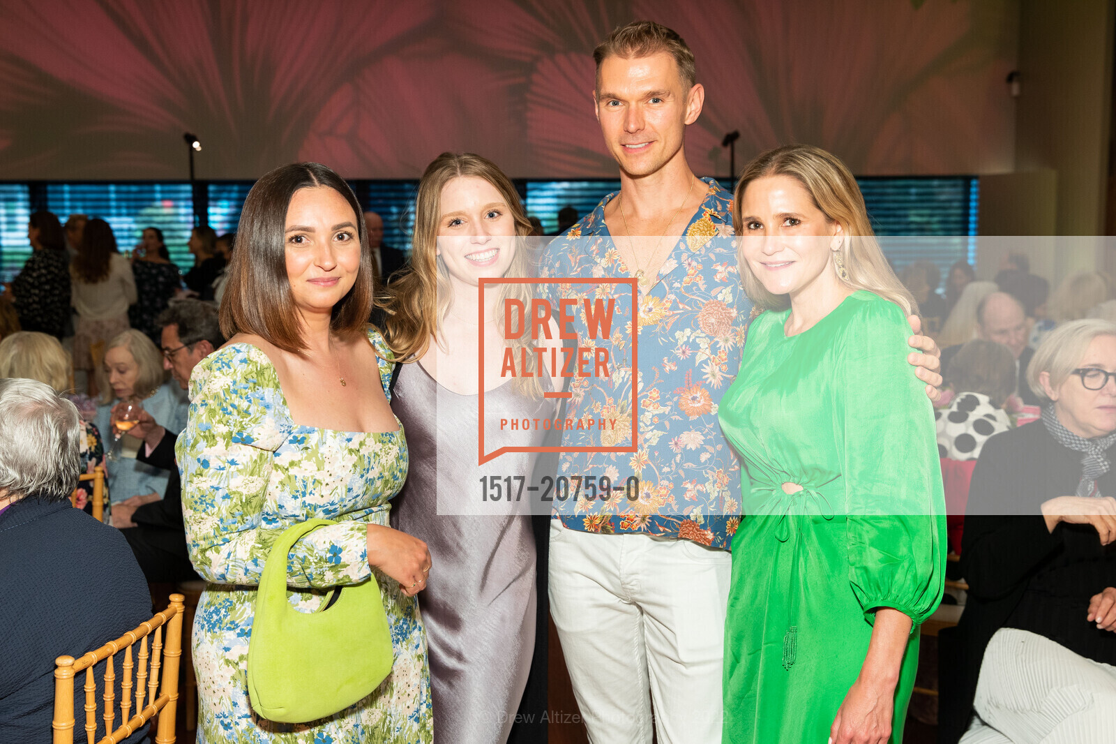 Christa Sundell, Olivia Jones, Robbie Kruithoff, Kathleen Korb, FAMSF Bouquets to Art Opening Night, de Young Museum. 50 Hagiwara Tea Garden Dr, June 6th, 2022, Photo #1517-20759-0 Christa Sundell, Olivia Jones, Robbie Kruithoff, Kathleen Korb, Photo #1517-20759-0