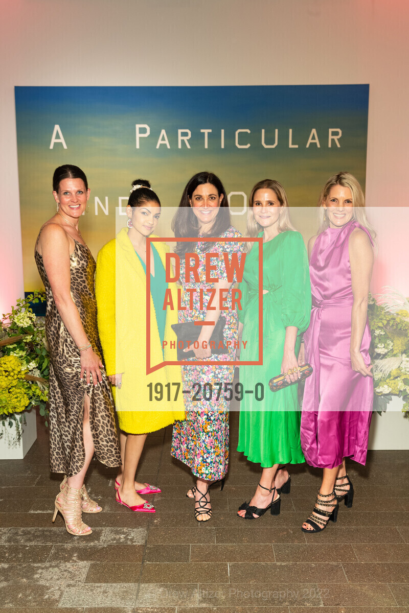 Karalyn Smith, Ashley Wang, Lainey Hollis, Kathleen Korb, Jennifer Kellor, FAMSF Bouquets to Art Opening Night, de Young Museum. 50 Hagiwara Tea Garden Dr, June 6th, 2022, Photo #1917-20759-0 Karalyn Smith, Ashley Wang, Lainey Hollis, Kathleen Korb, Jennifer Kellor, Photo #1917-20759-0