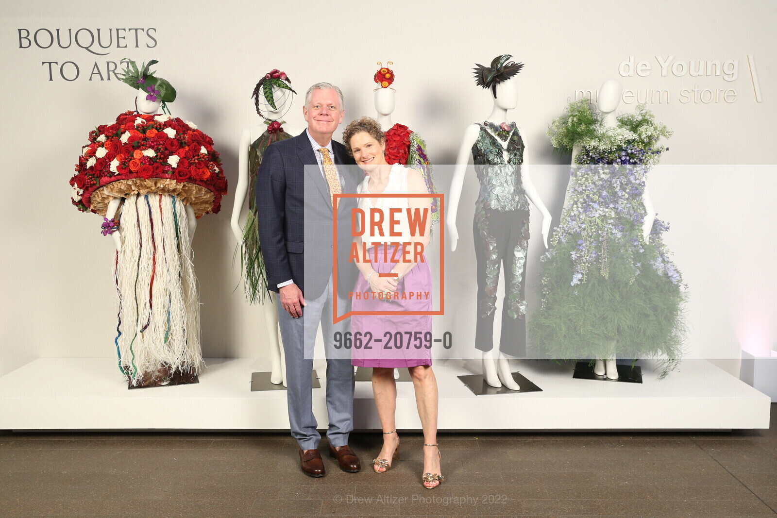 Eric Olson, Melissa Olson, FAMSF Bouquets to Art Opening Night, de Young Museum. 50 Hagiwara Tea Garden Dr, June 6th, 2022, Photo #9662-20759-0 Eric Olson, Melissa Olson, Photo #9662-20759-0