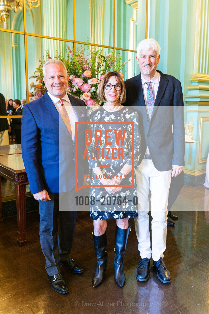 John Margolis, Patricia Benner, Andrew Tullis, Julia Morgan Awards 2022, War Memorial, The Green Room. 401 Van Ness Avenue, June 7th, 2022, Photo #1008-20764-0 John Margolis, Patricia Benner, Andrew Tullis, Photo #1008-20764-0
