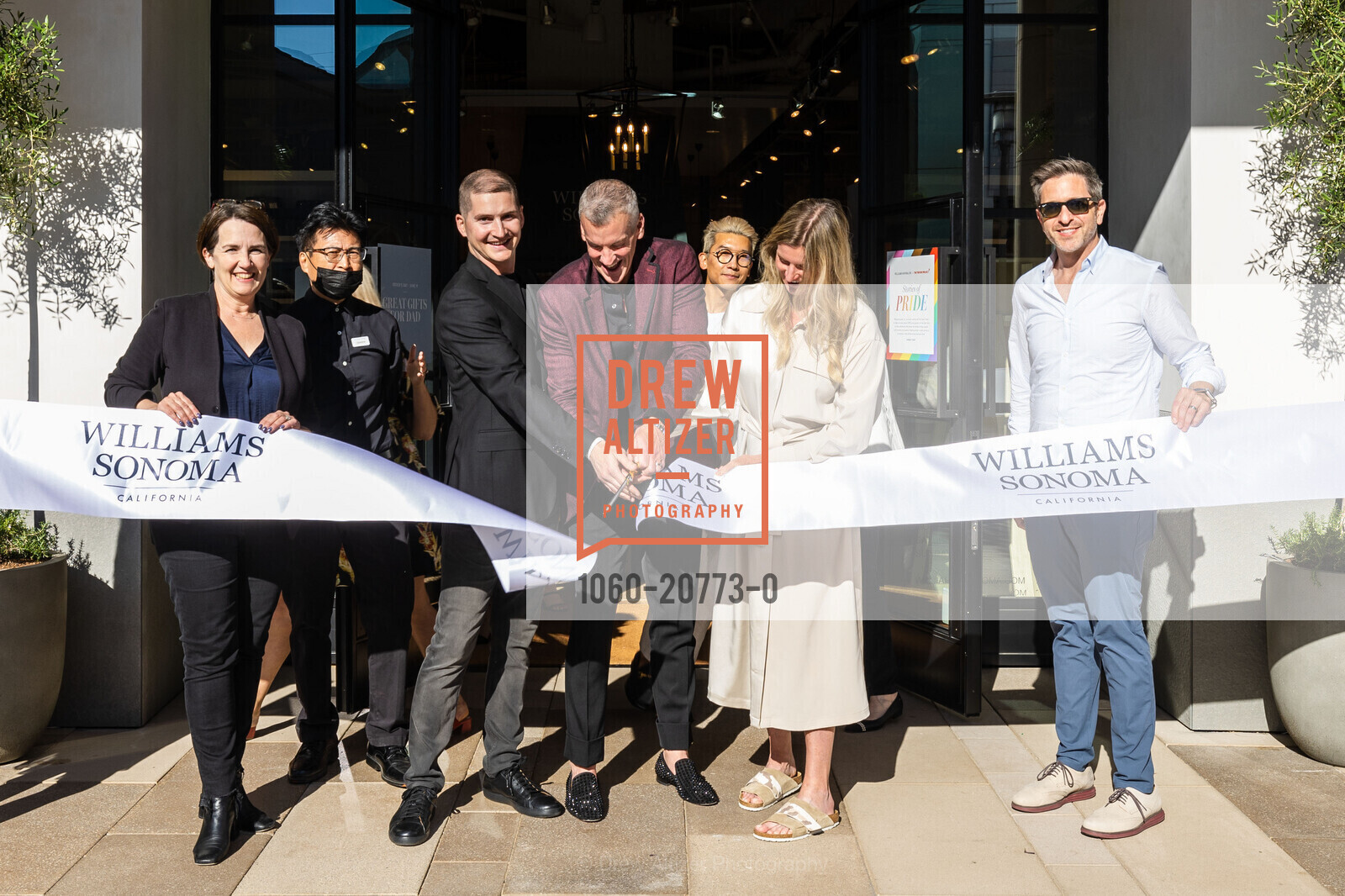 Erin Nolan, Morton Lee, Garrett Wright, Ryan Ross, Tommy Tran, Laura Alber, Marc Panzer, Williams Sonoma Corte Madera Store Opening VIP Party, Williams Sonoma. 712 Redwood Hwy Ste A029, Photo #1060-20773-0 Erin Nolan, Morton Lee, Garrett Wright, Ryan Ross, Tommy Tran, Laura Alber, Marc Panzer, Photo #1060-20773-0