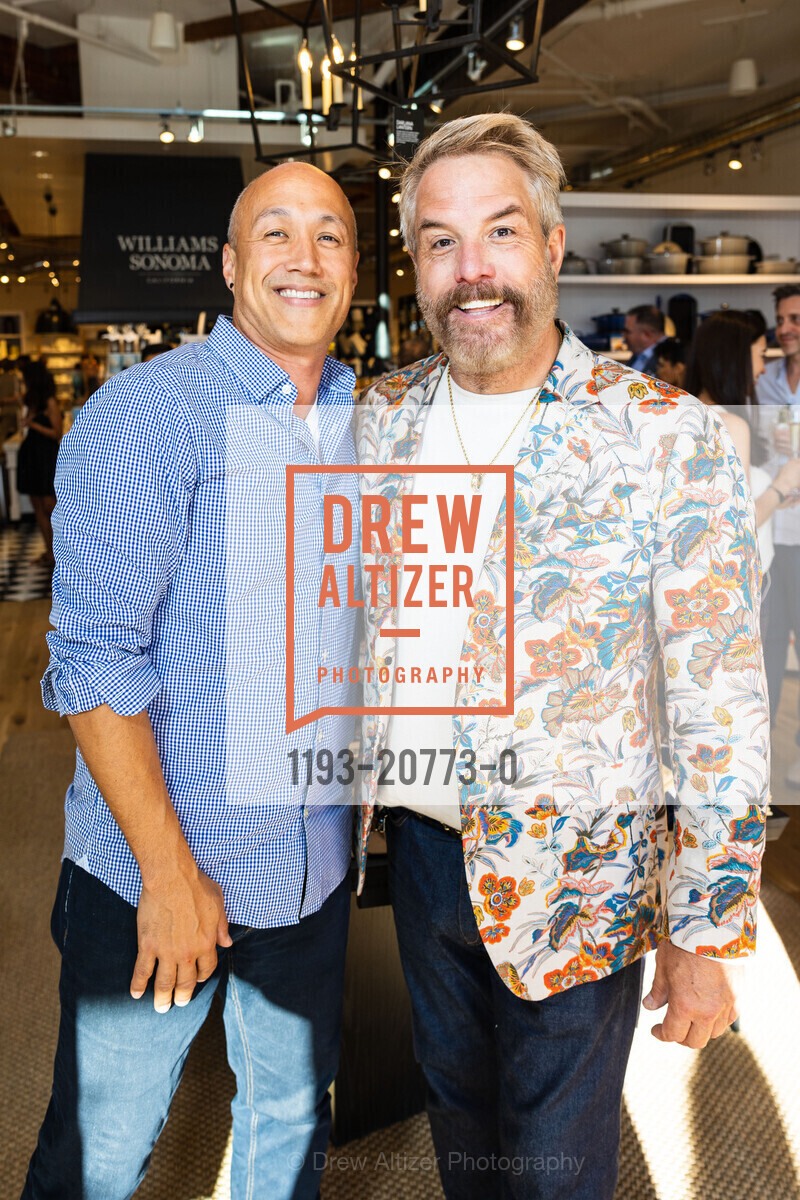 Robbie Wise, Kevin Reedy, Williams Sonoma Corte Madera Store Opening VIP Party, Williams Sonoma. 712 Redwood Hwy Ste A029, Photo #1193-20773-0 Robbie Wise, Kevin Reedy, Photo #1193-20773-0