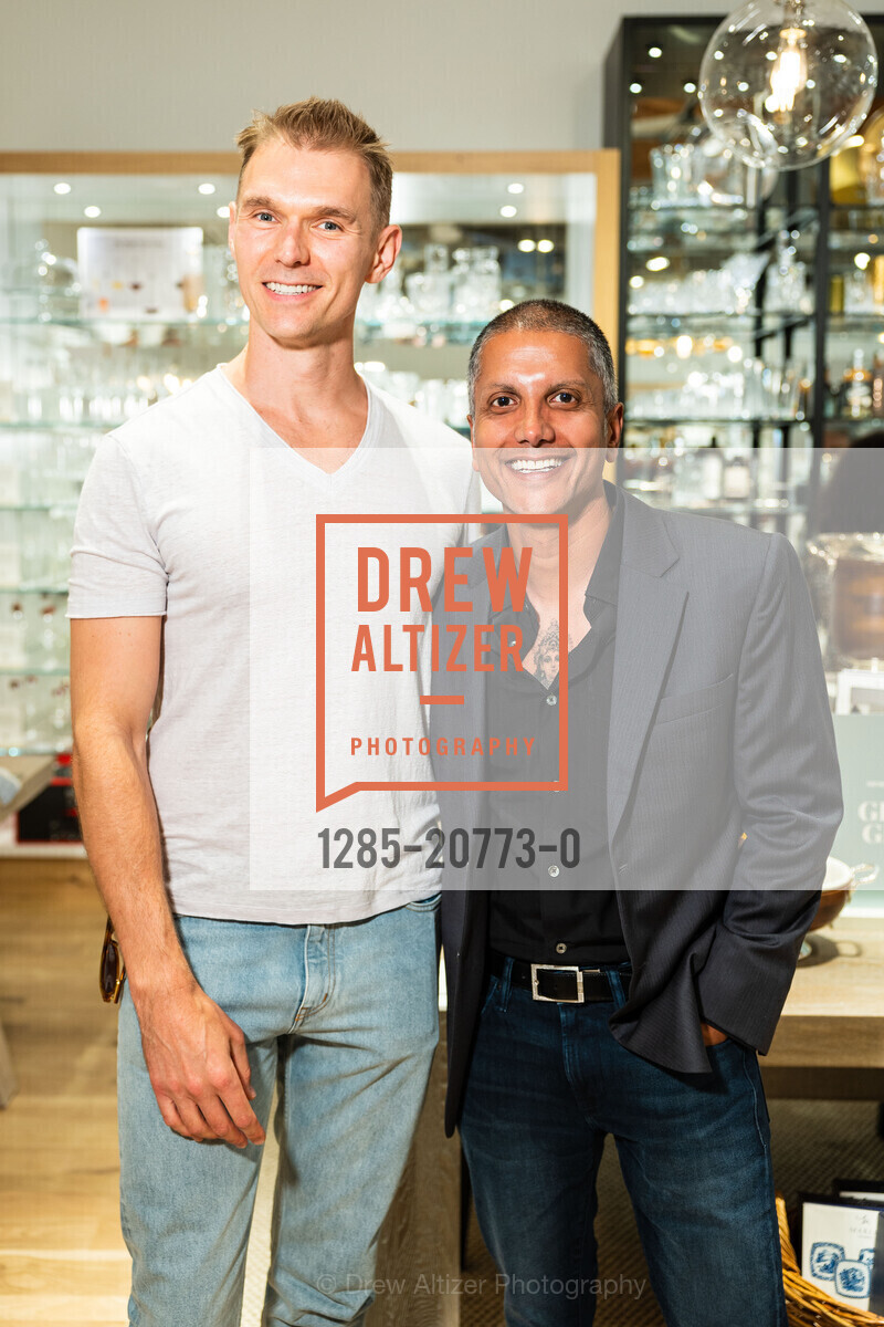 Robert Kruithoff, Mitul Modi, Photo #1285-20773-0