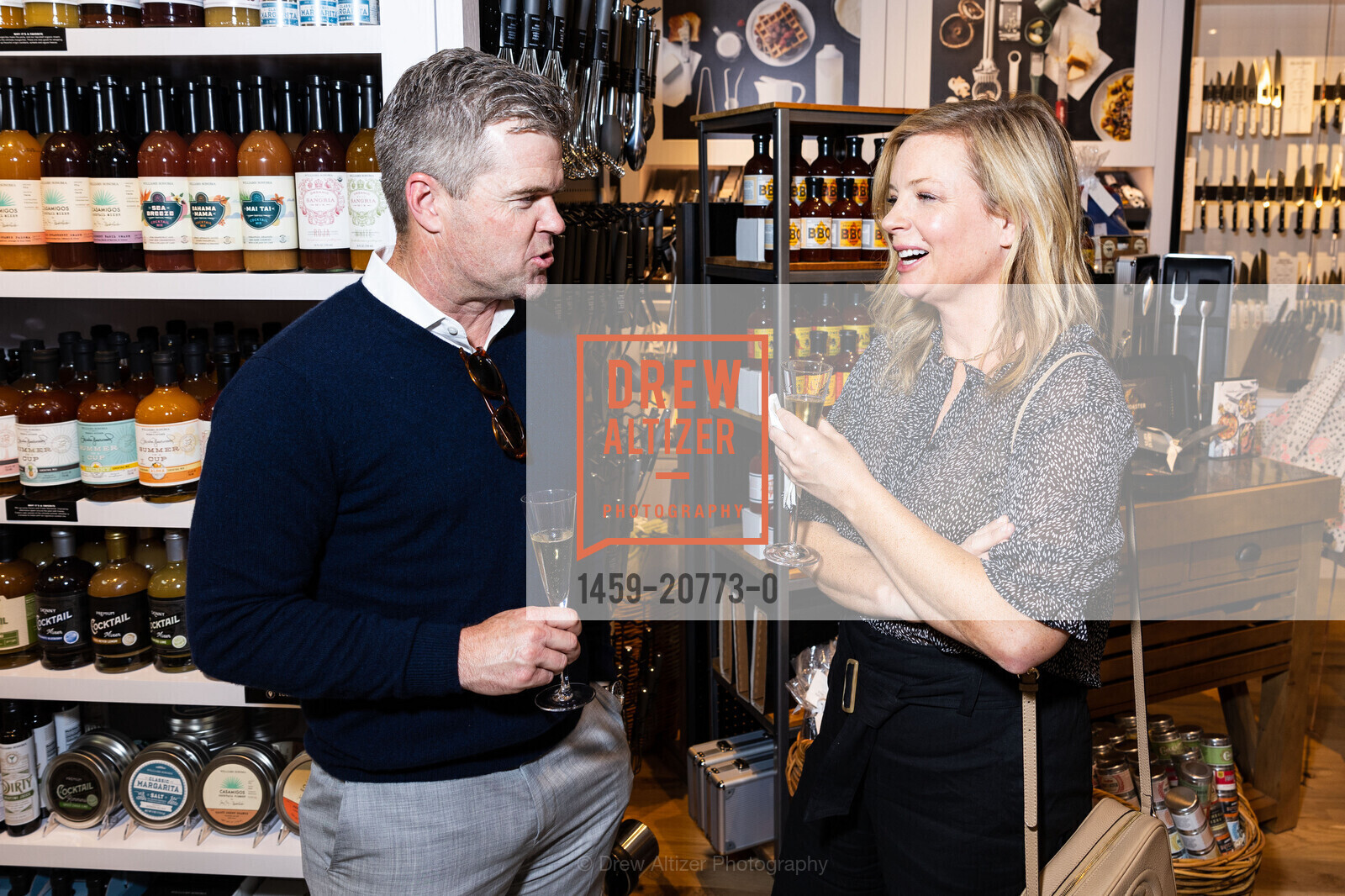 Ben Lazzareschi, Kelly Dawes, Williams Sonoma Corte Madera Store Opening VIP Party, Williams Sonoma. 712 Redwood Hwy Ste A029, Photo #1459-20773-0 Ben Lazzareschi, Kelly Dawes, Photo #1459-20773-0