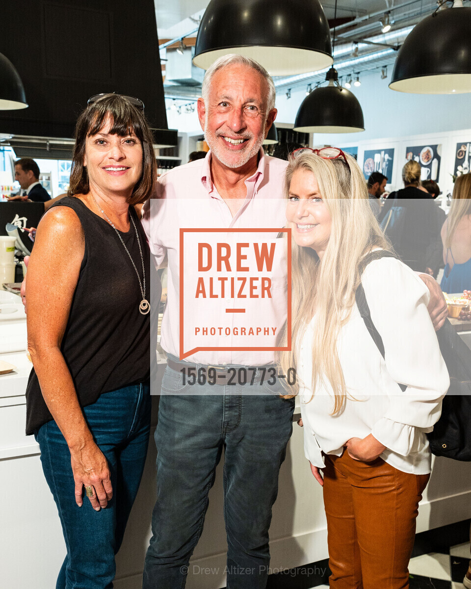 Christine Miller, Stan Hoffman, Erin Byrne, Williams Sonoma Corte Madera Store Opening VIP Party, Williams Sonoma. 712 Redwood Hwy Ste A029, Photo #1569-20773-0 Christine Miller, Stan Hoffman, Erin Byrne, Photo #1569-20773-0