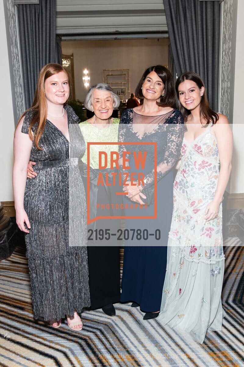 Claire Mohun, Paula Cobb, Courtney Mohun, Olivia Mohun, 2022 Debutante Ball, Westin St Francis, June 18th, 2022, Photo #2195-20780-0 Claire Mohun, Paula Cobb, Courtney Mohun, Olivia Mohun, Photo #2195-20780-0