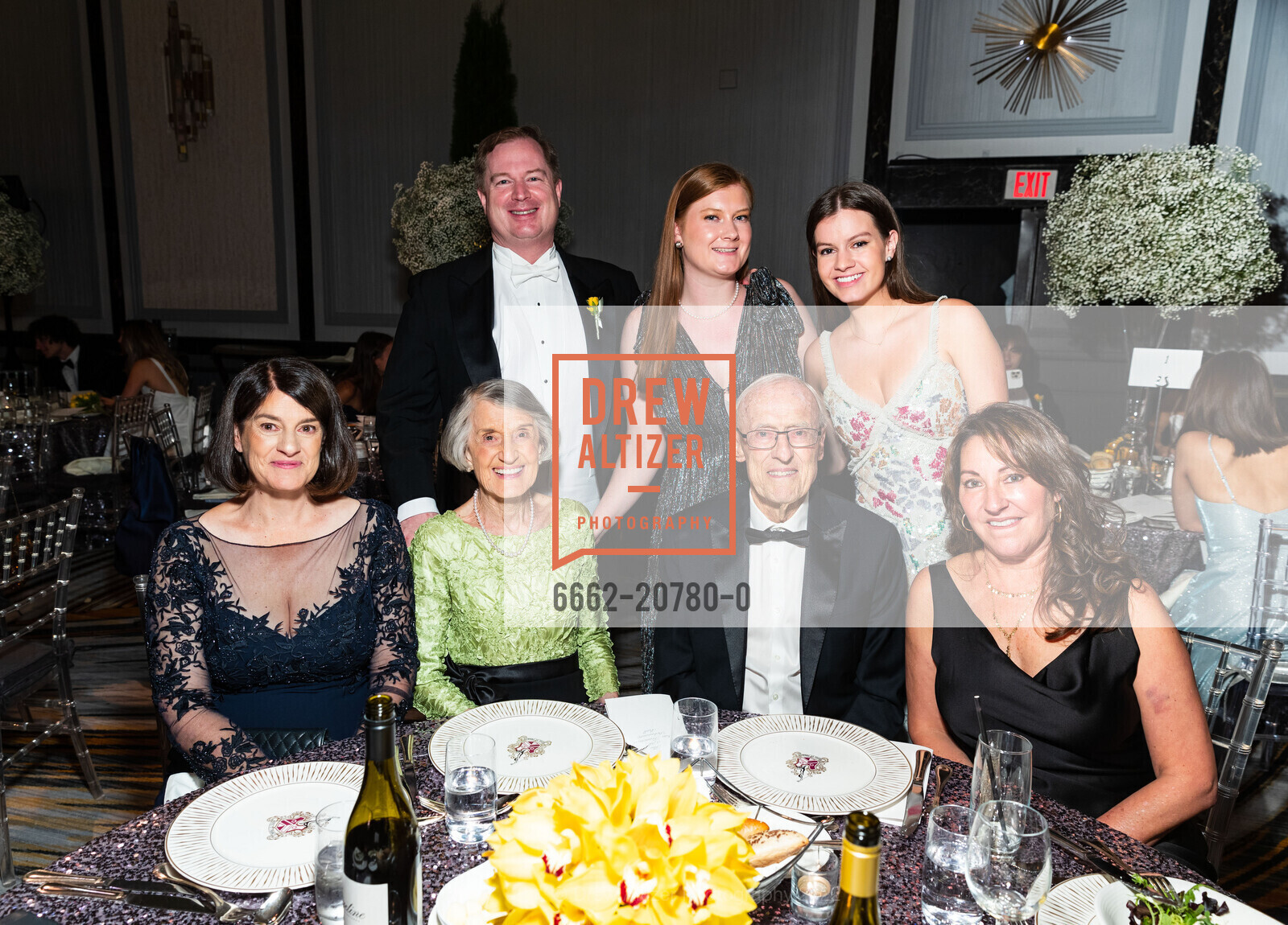 Courtney Mohun, Paul Mohun, Paula Cobb, Dan Cobb, Claire Mohun, Olivia Mohun, 2022 Debutante Ball, Westin St Francis, June 18th, 2022, Photo #6662-20780-0 Courtney Mohun, Paul Mohun, Paula Cobb, Dan Cobb, Claire Mohun, Olivia Mohun, Photo #6662-20780-0