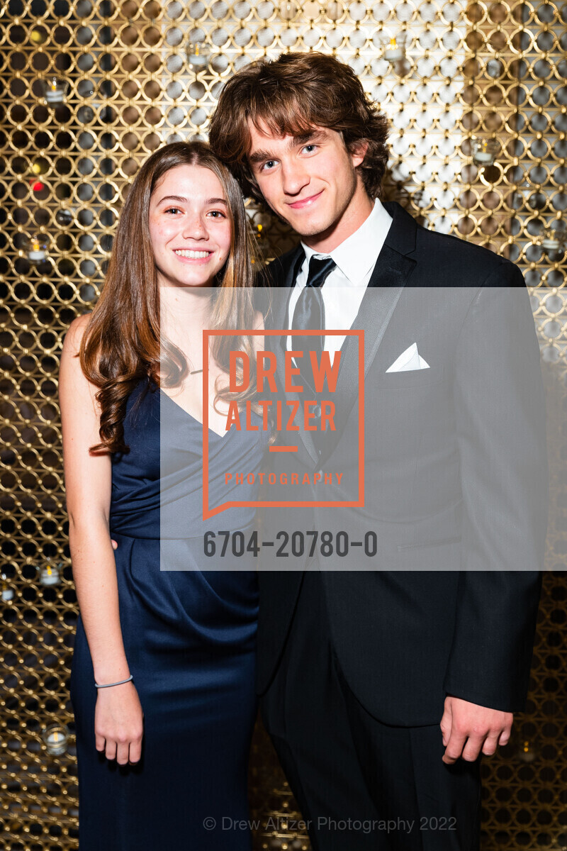 Annie Goldstein, Chris Vargelis, 2022 Debutante Ball, Westin St Francis, June 18th, 2022, Photo #6704-20780-0 Annie Goldstein, Chris Vargelis, Photo #6704-20780-0