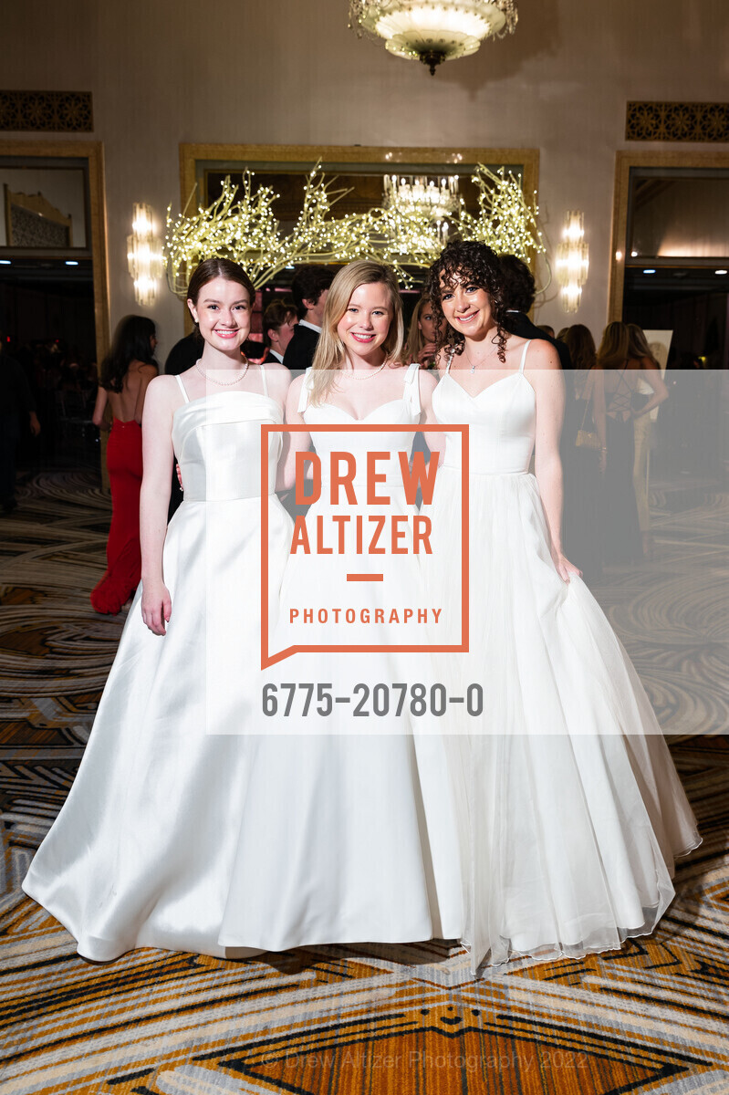 Clementine Mohun, Kelly Cronan, Blake Bertero, 2022 Debutante Ball, Westin St Francis, June 18th, 2022, Photo #6775-20780-0 Clementine Mohun, Kelly Cronan, Blake Bertero, Photo #6775-20780-0