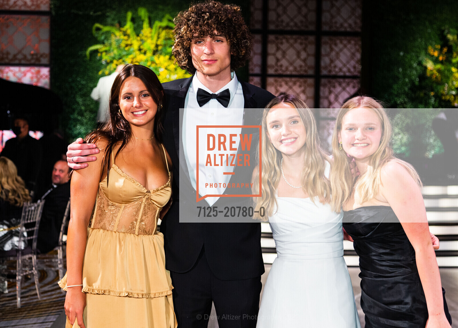 Emma Keith-brown, Henry Cooper, Brooke O'Connell, Brier O'connell, 2022 Debutante Ball, Westin St Francis, June 18th, 2022, Photo #7125-20780-0 Emma Keith-brown, Henry Cooper, Brooke O'Connell, Brier O'connell, Photo #7125-20780-0