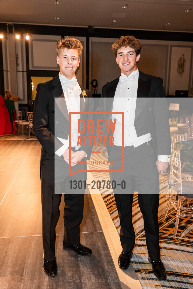 Kellen Bauer, Jackson Giovara, 2022 Debutante Ball, Westin St Francis, June 18th, 2022, Photo #1301-20780-0 Kellen Bauer, Jackson Giovara, Photo #1301-20780-0