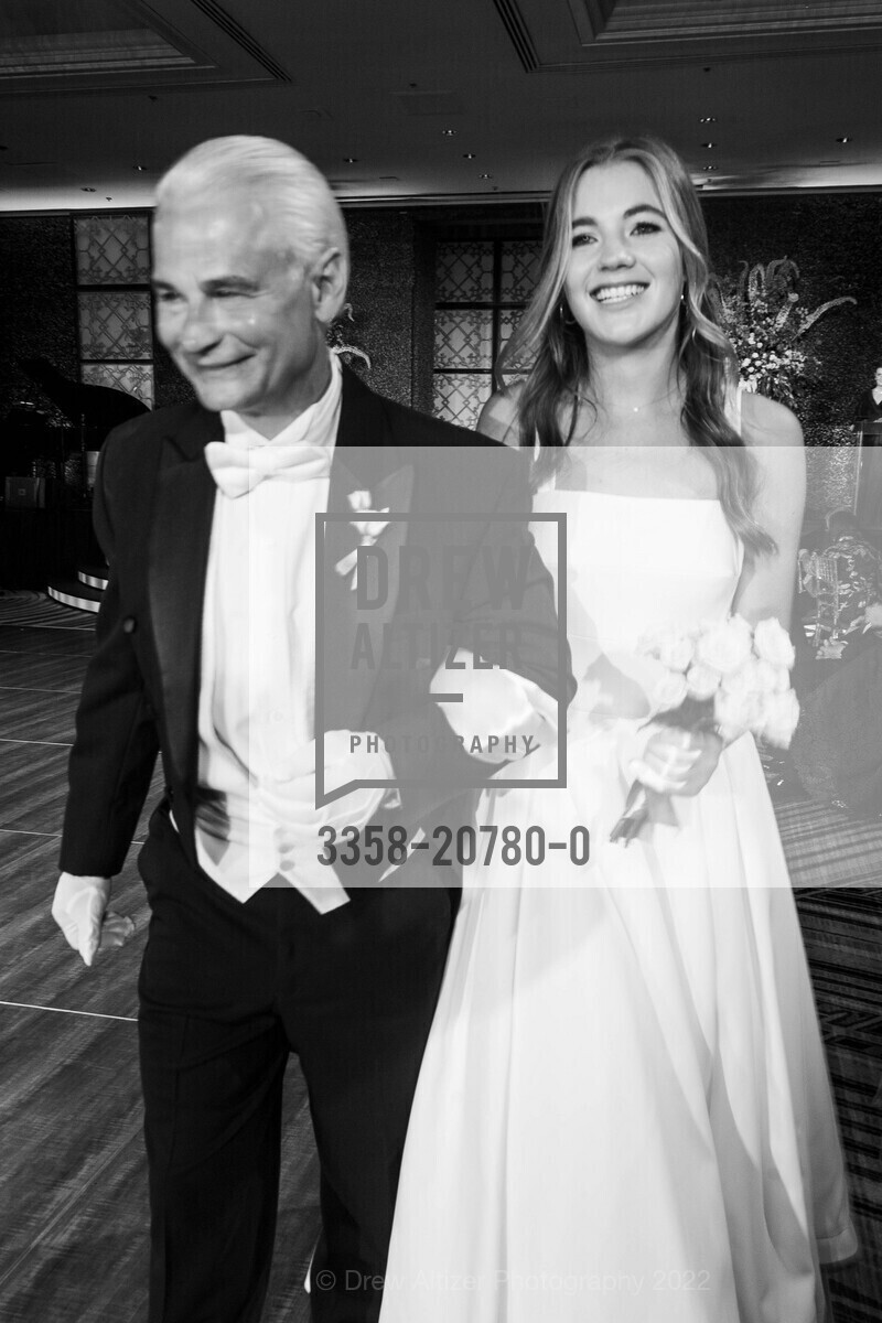 Patrick Giamanco, Emily Brown, 2022 Debutante Ball, Westin St Francis, June 18th, 2022, Photo #3358-20780-0 Patrick Giamanco, Emily Brown, Photo #3358-20780-0