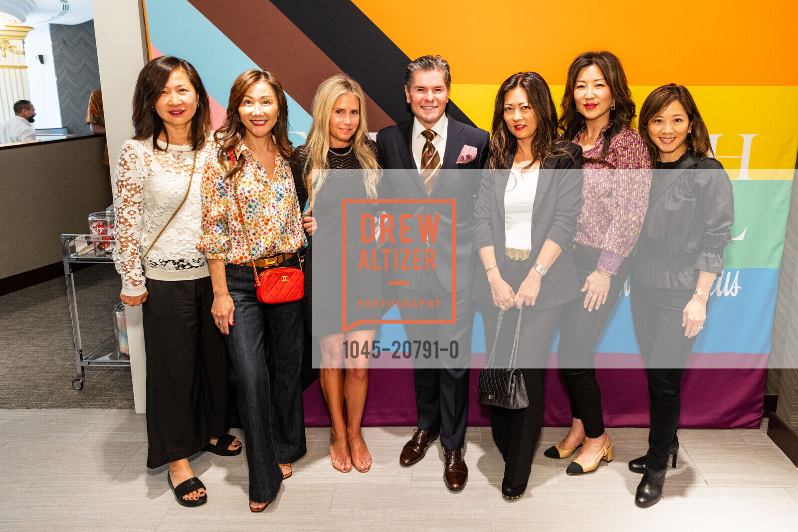 Sunny Song, Linda Hughes, Cindy Byun, Chris Meza, Jane Choe, Kathy Yang, Sandy Liu, The Battery x Neiman Marcus Pride 2022, Neiman Marcus, The Rotunda, June 30th, 2022, Photo #1045-20791-0 Sunny Song, Linda Hughes, Cindy Byun, Chris Meza, Jane Choe, Kathy Yang, Sandy Liu, Photo #1045-20791-0