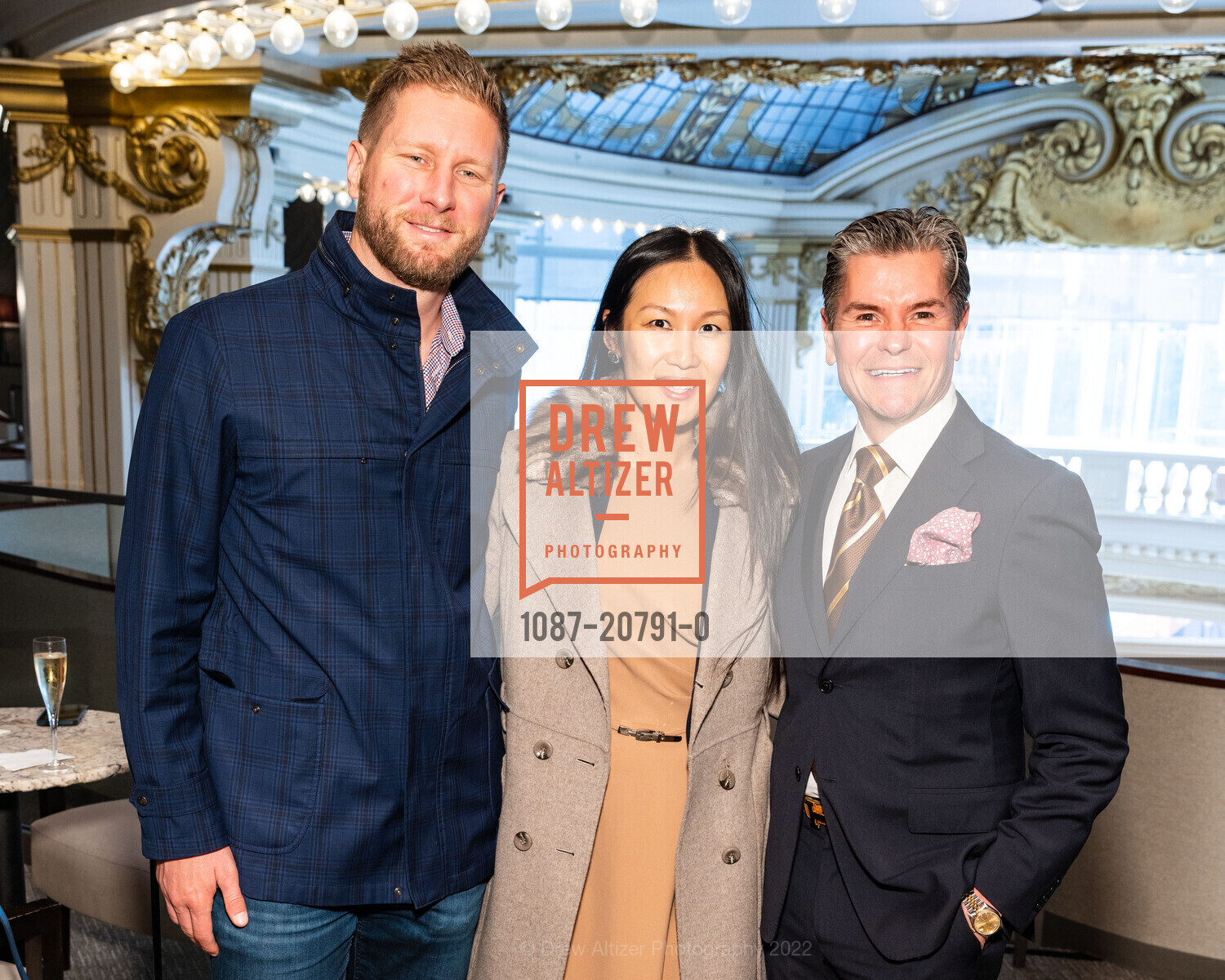 William Frymann, Sharon Lai, Chris Meza, The Battery x Neiman Marcus Pride 2022, Neiman Marcus, The Rotunda, June 30th, 2022, Photo #1087-20791-0 William Frymann, Sharon Lai, Chris Meza, Photo #1087-20791-0