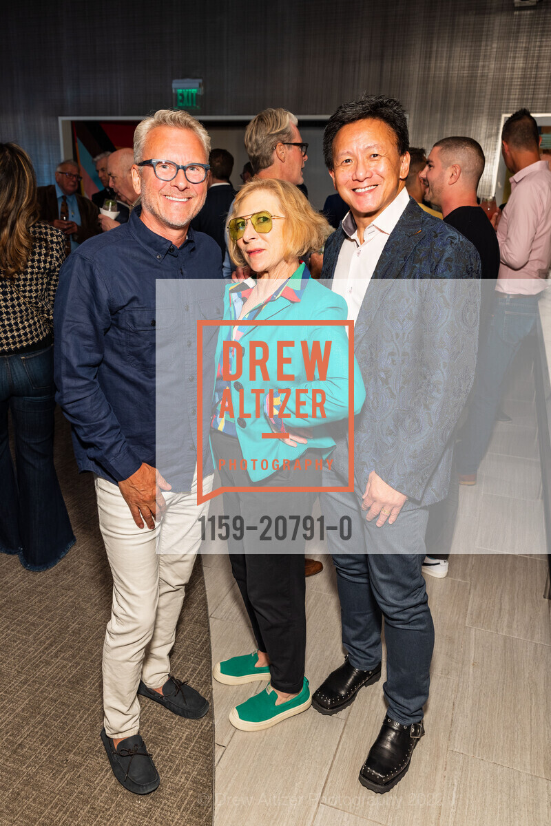 Oliver Clode, Linda Scaparotti, Frank Woo, The Battery x Neiman Marcus Pride 2022, Neiman Marcus, The Rotunda, June 30th, 2022, Photo #1159-20791-0 Oliver Clode, Linda Scaparotti, Frank Woo, Photo #1159-20791-0