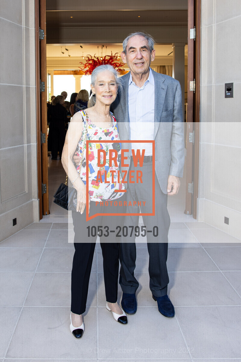 Deborah Novack, Ken Novack, The Founder's Dinner in support of Festival Napa Valley 2022, Private Residence. Private Residence, July 14th, 2022, Photo #1053-20795-0 Deborah Novack, Ken Novack, Photo #1053-20795-0